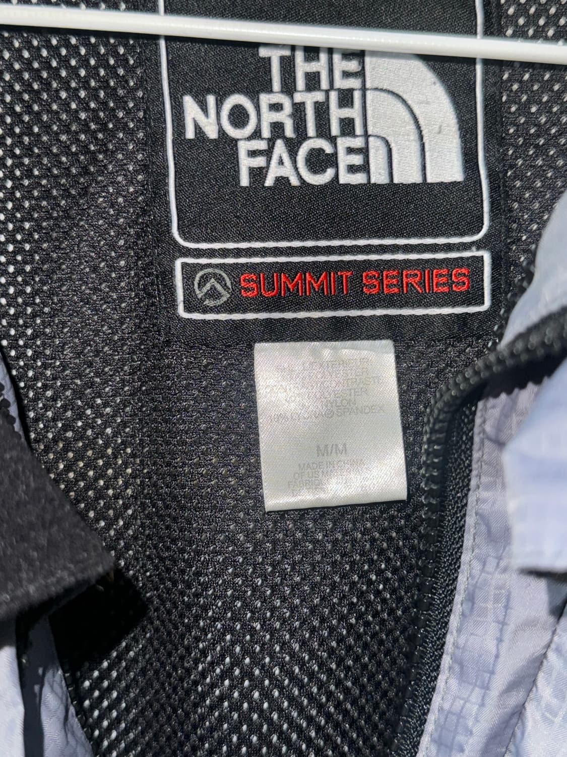 노스페이스 차콜 배색 바람막이 m 상품이미지3