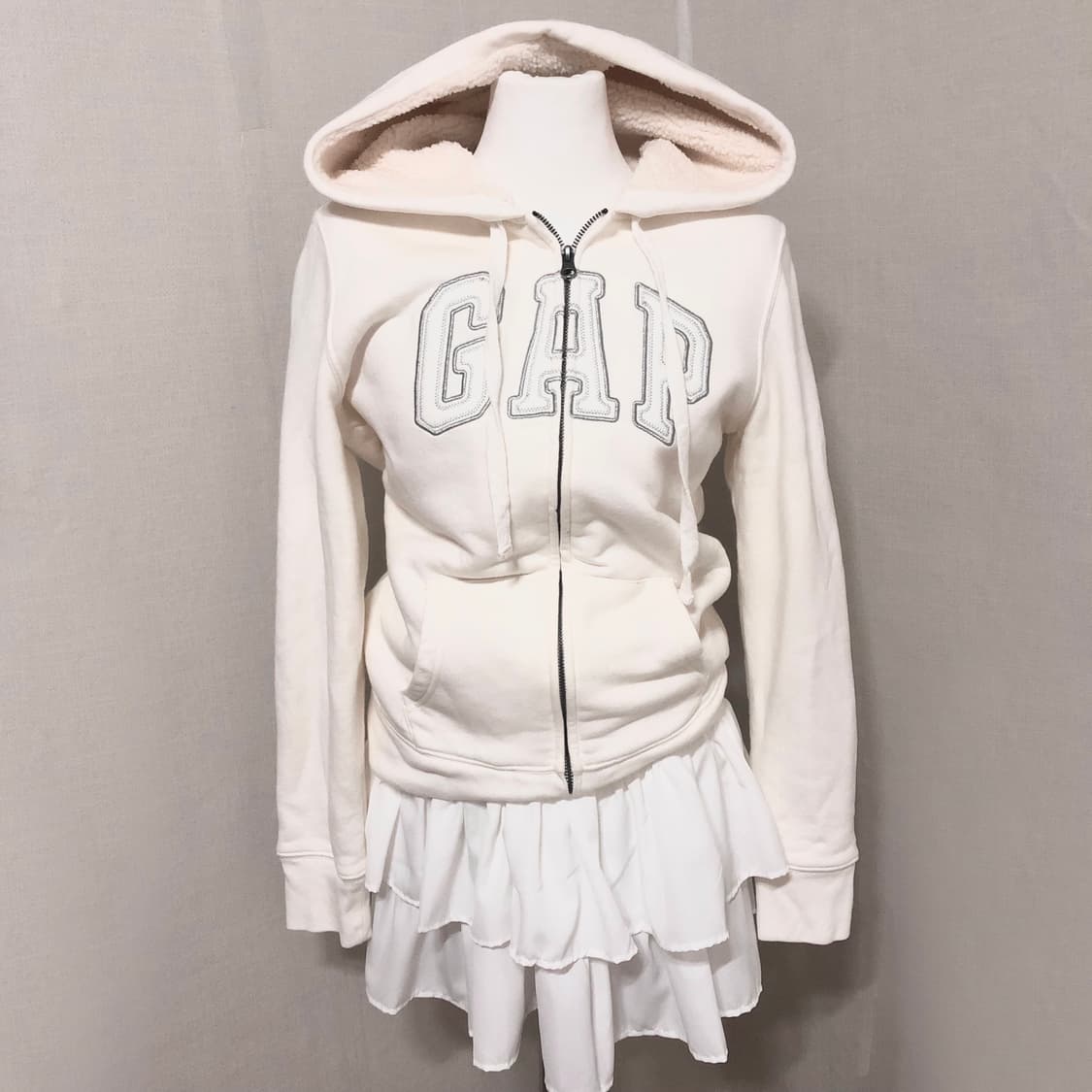 갭 화이트 보아털 후드집업 S 상품이미지1