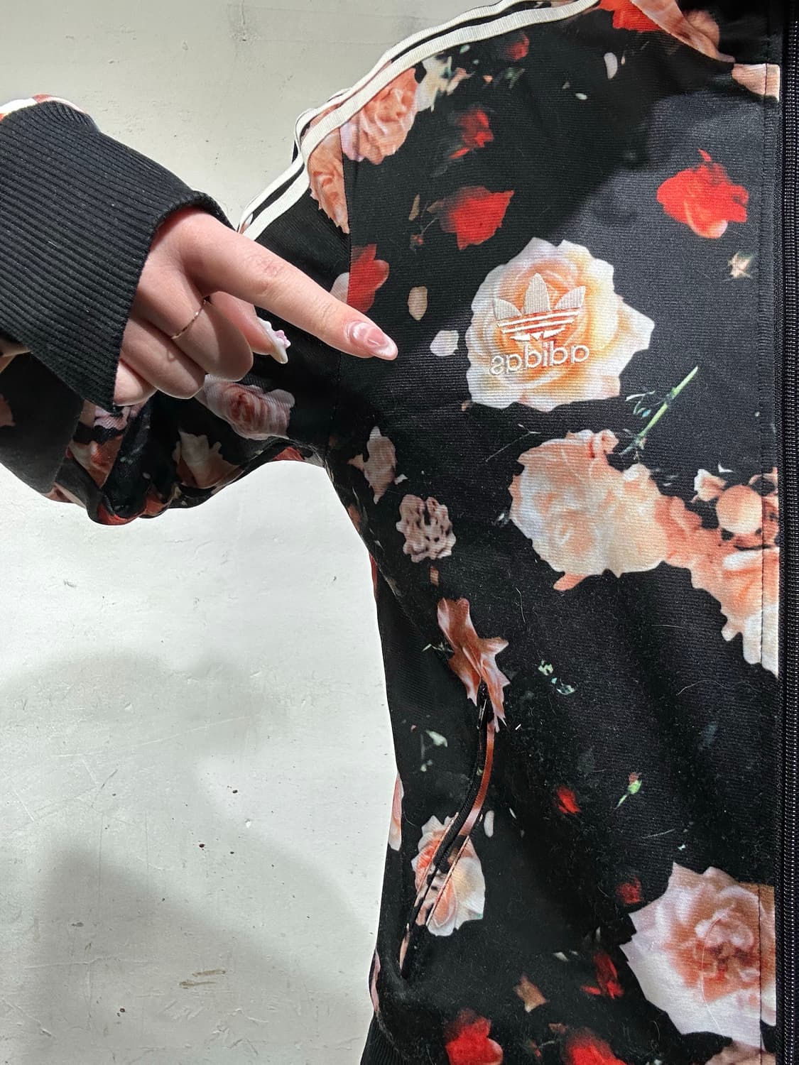 아디다스 블랙 꽃 화이트 삼선 트랙탑 져지 95 상품이미지4