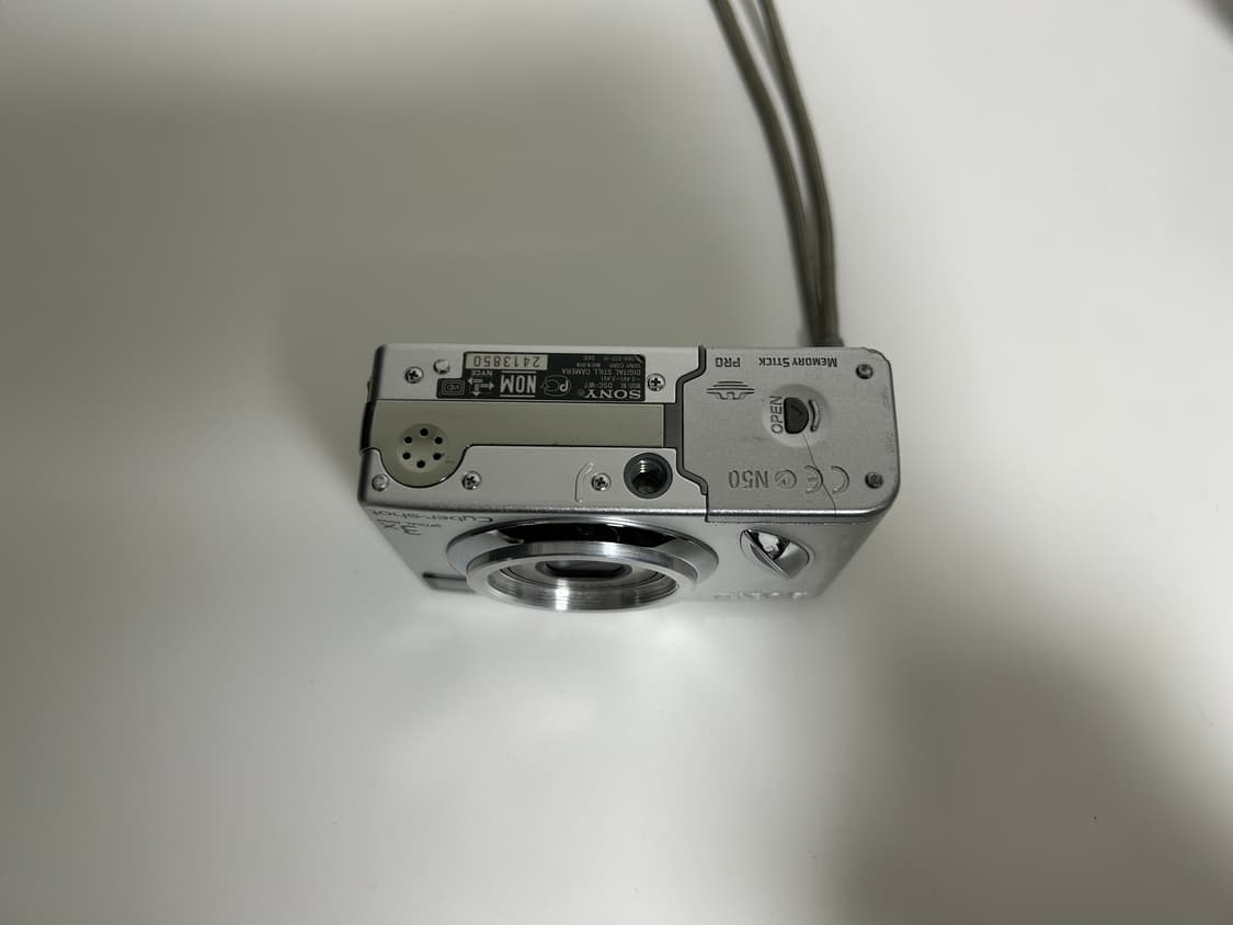 빈티지 디카의 정석, 소니 사이버샷 DSC-W7 상품이미지10