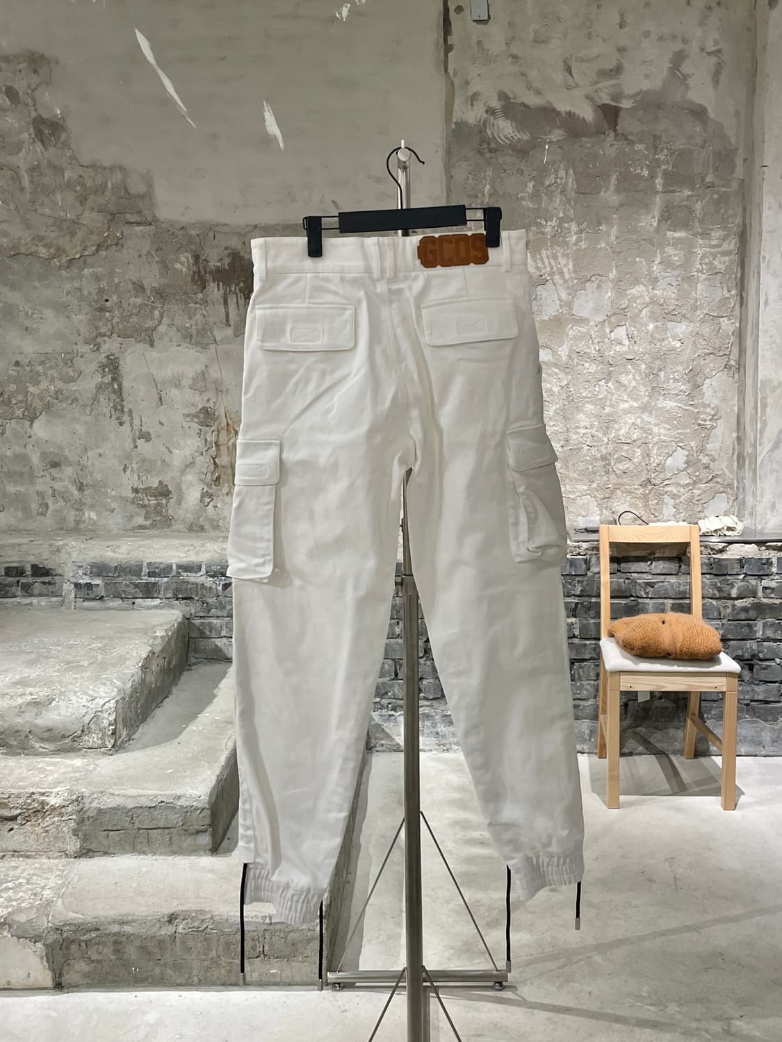 gcds 화이트 스트링 데님 카고 조거 팬츠    상품이미지6
