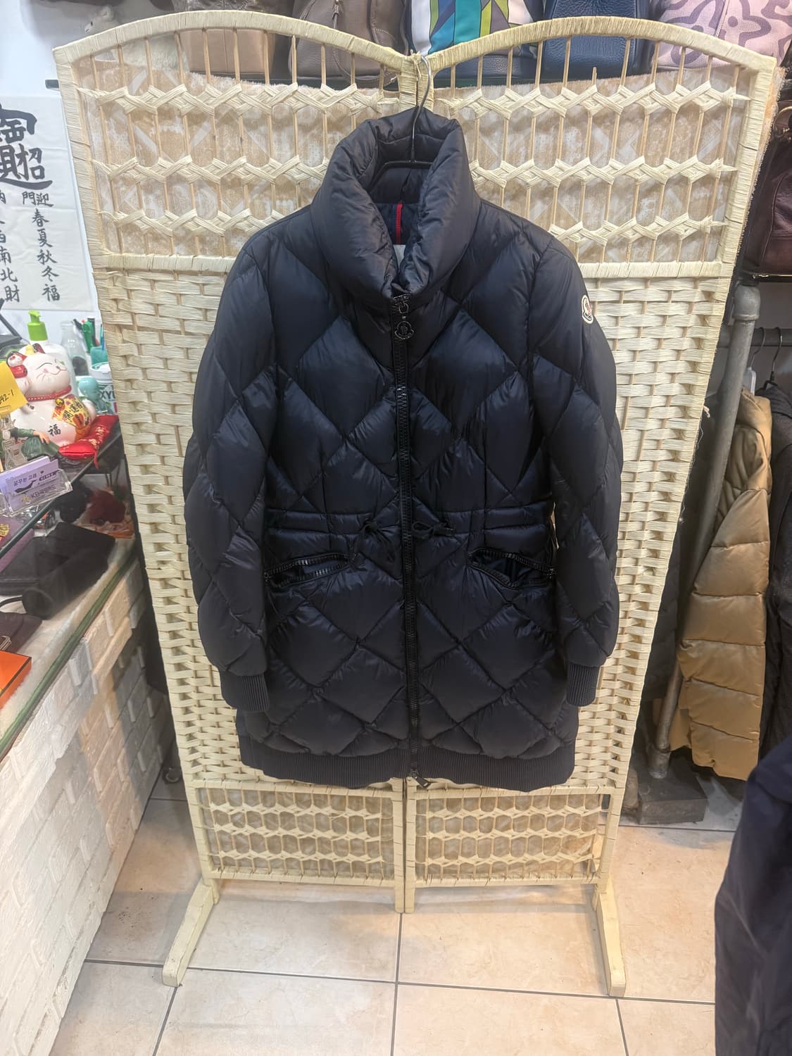 1/55-66 정품 몽클레어 퀄팅 롱패딩 팝니다 상품이미지1