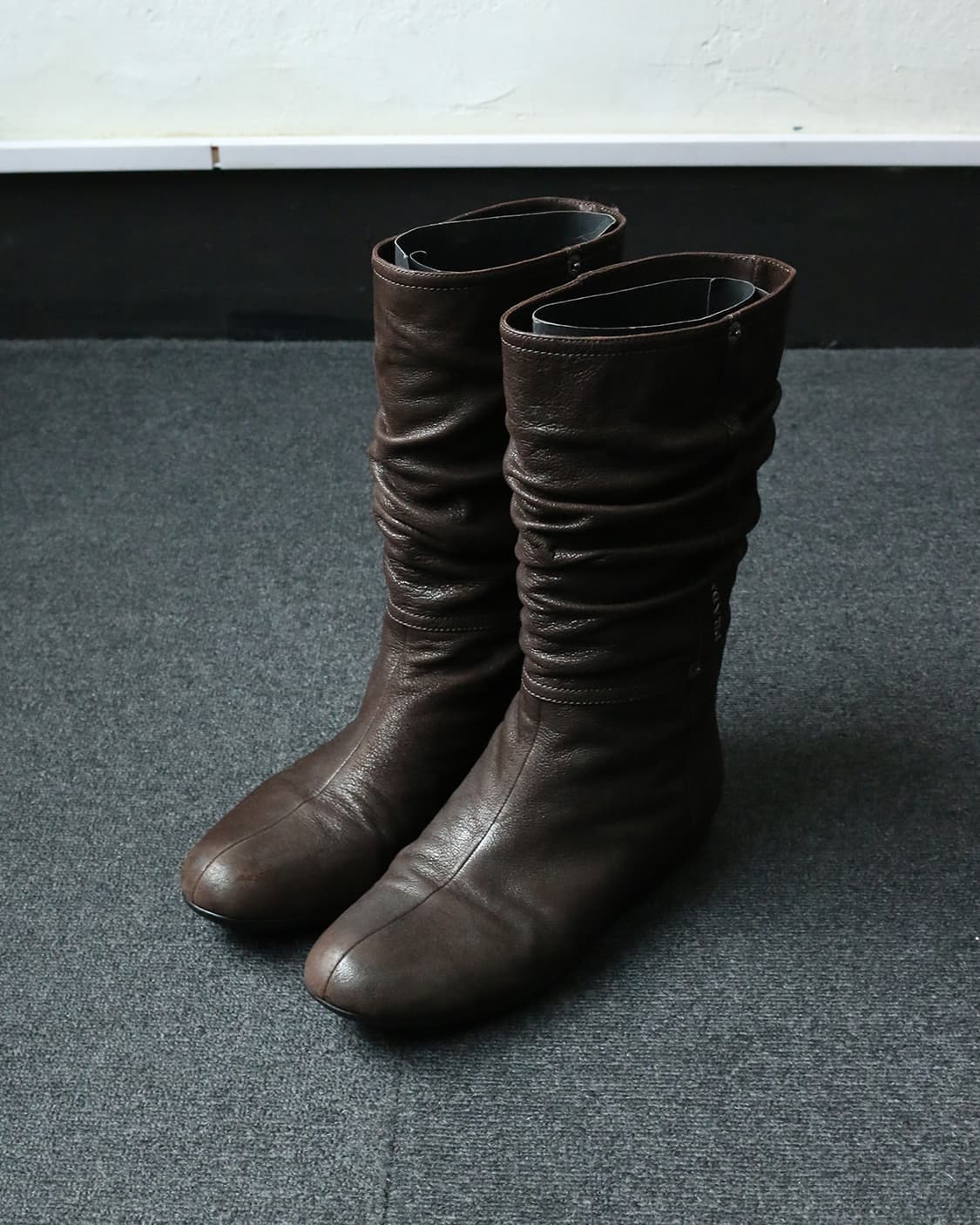 프라다 스포츠 슬라우치 앵클 부츠  상품이미지4