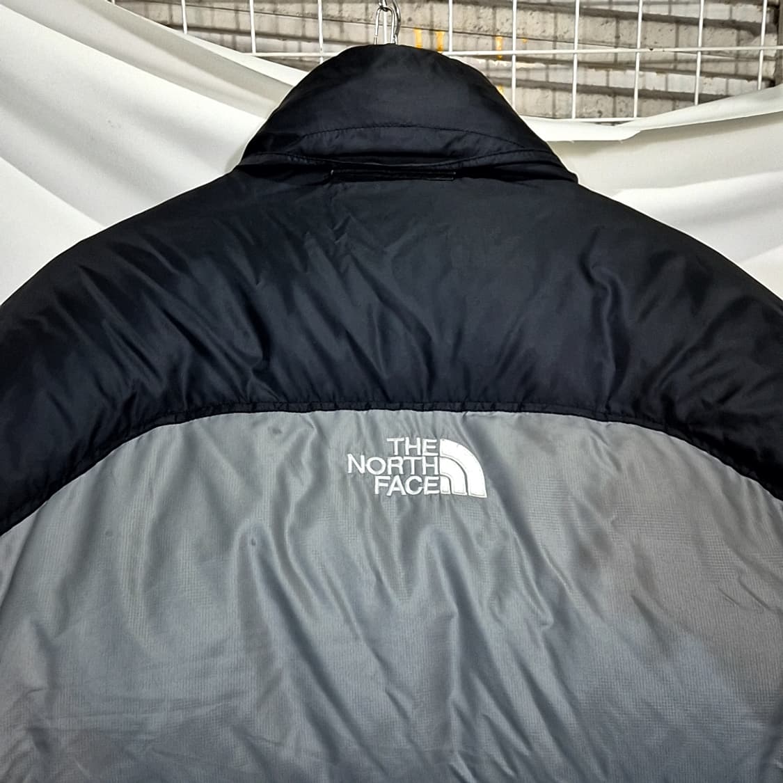 The North Face 노스페이스 90's 센터 로고 눕시700 패딩 상품이미지3