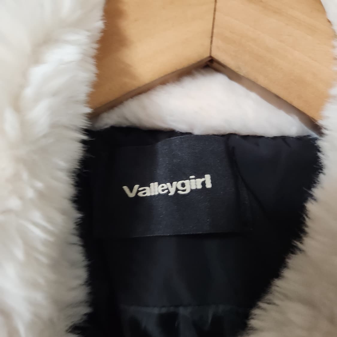 J180 [F] 벨리걸 Vally Girl 여성 숏패딩
 상품이미지2