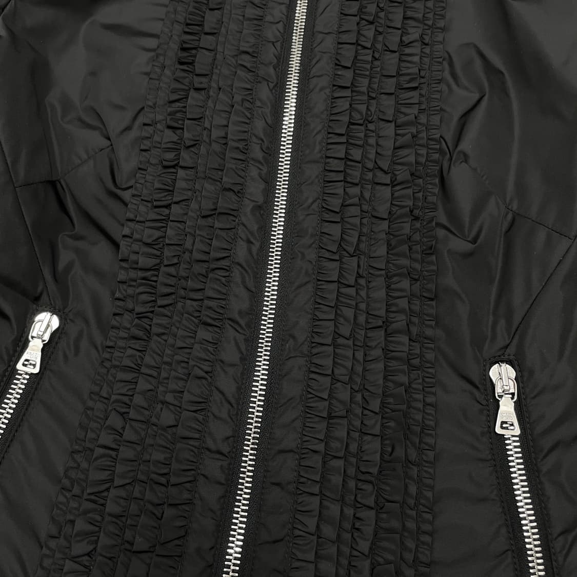 프라다 (Prada) 상품이미지3