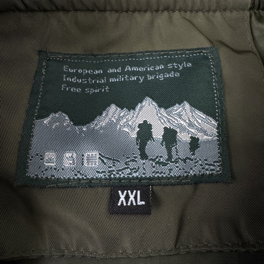 멀티포켓 테크니컬 바람막이 자켓 카키 상품이미지7