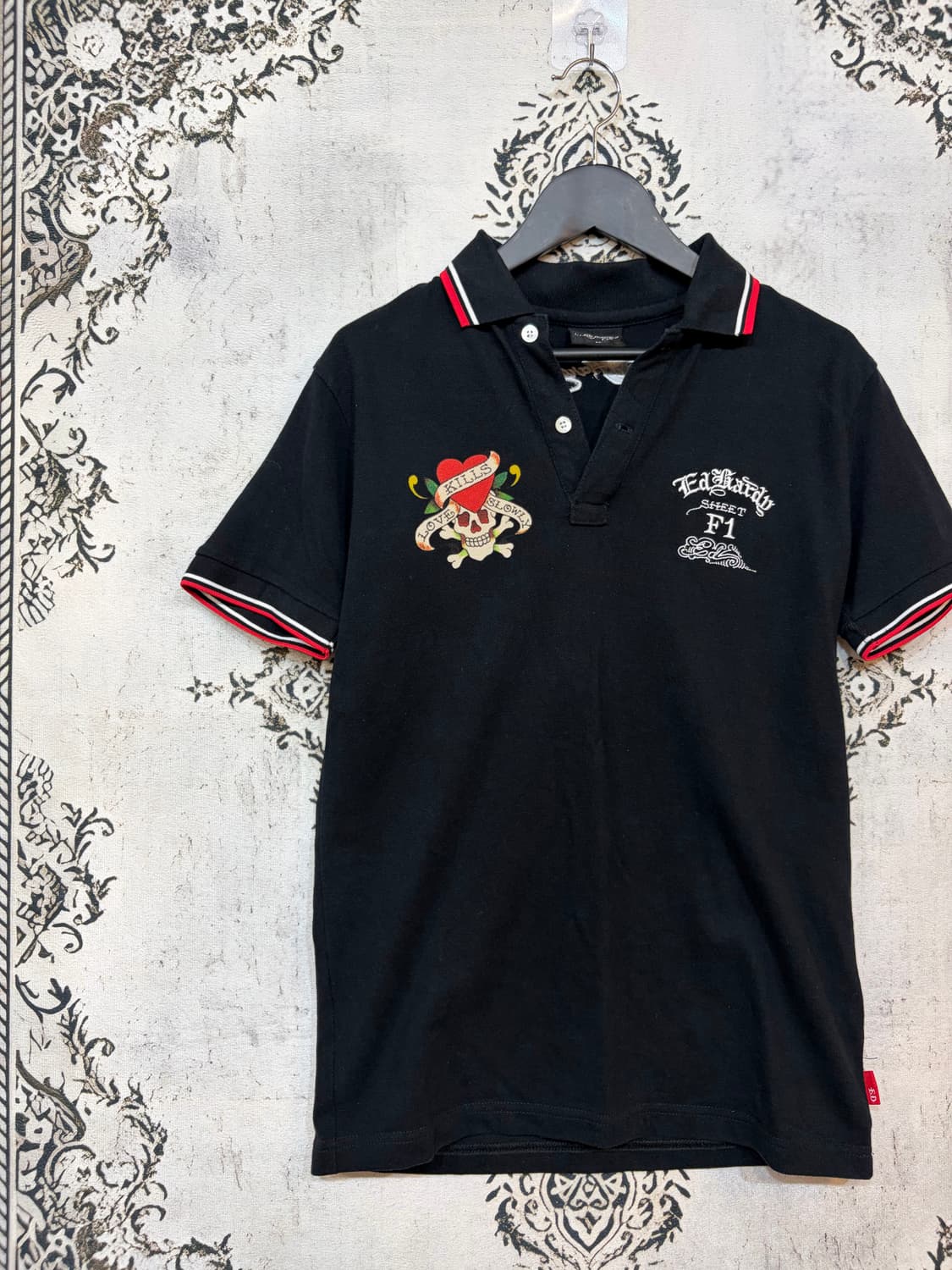 에드하디 Ed Hardy 스컬 자수 레터링 카라 숏슬리브 상품이미지4