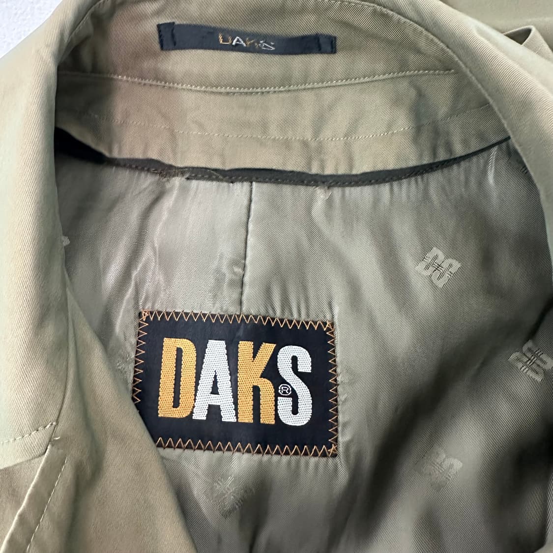 닥스 트렌치코트 상품이미지3