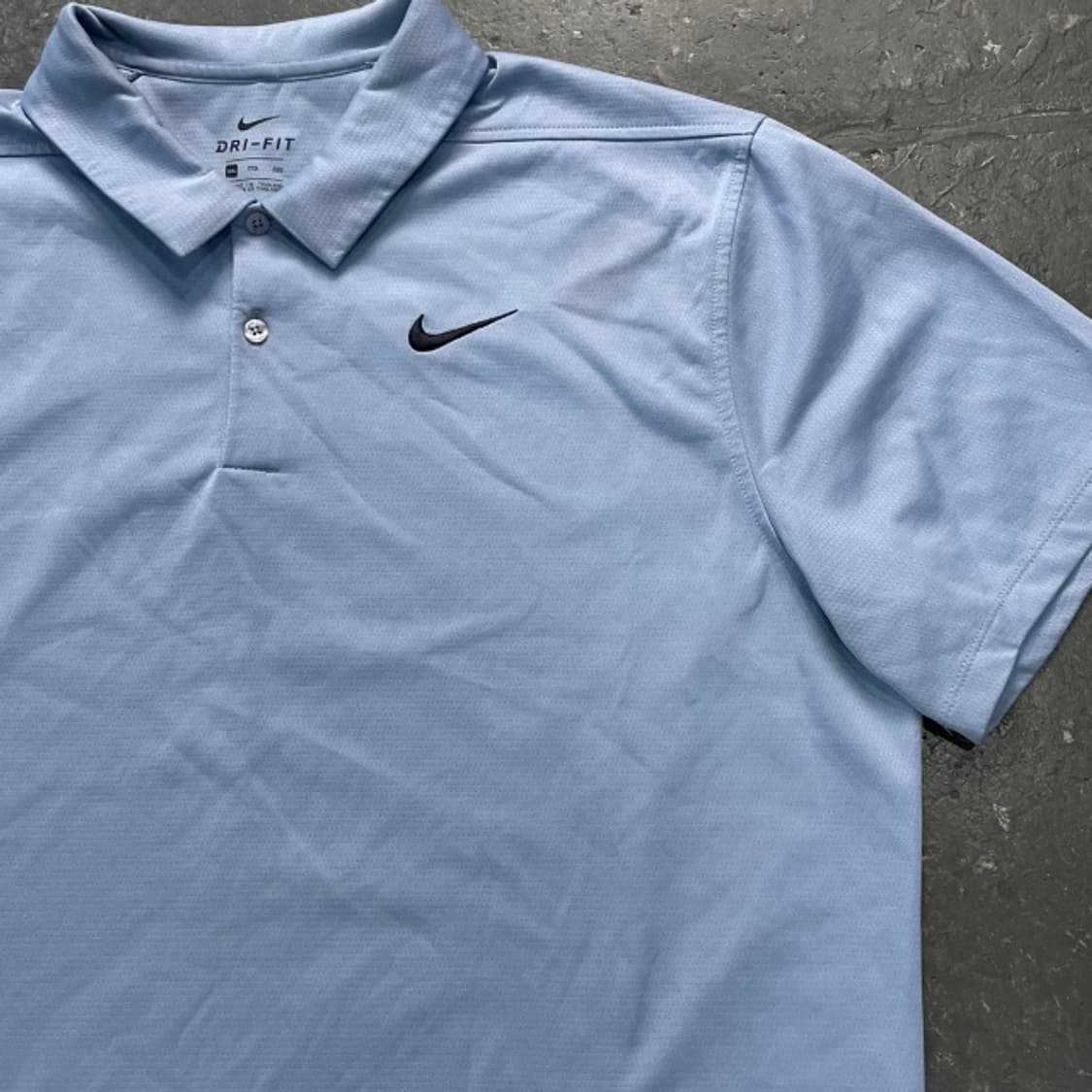 105 나이키 드라이핏 카라티  상품이미지2