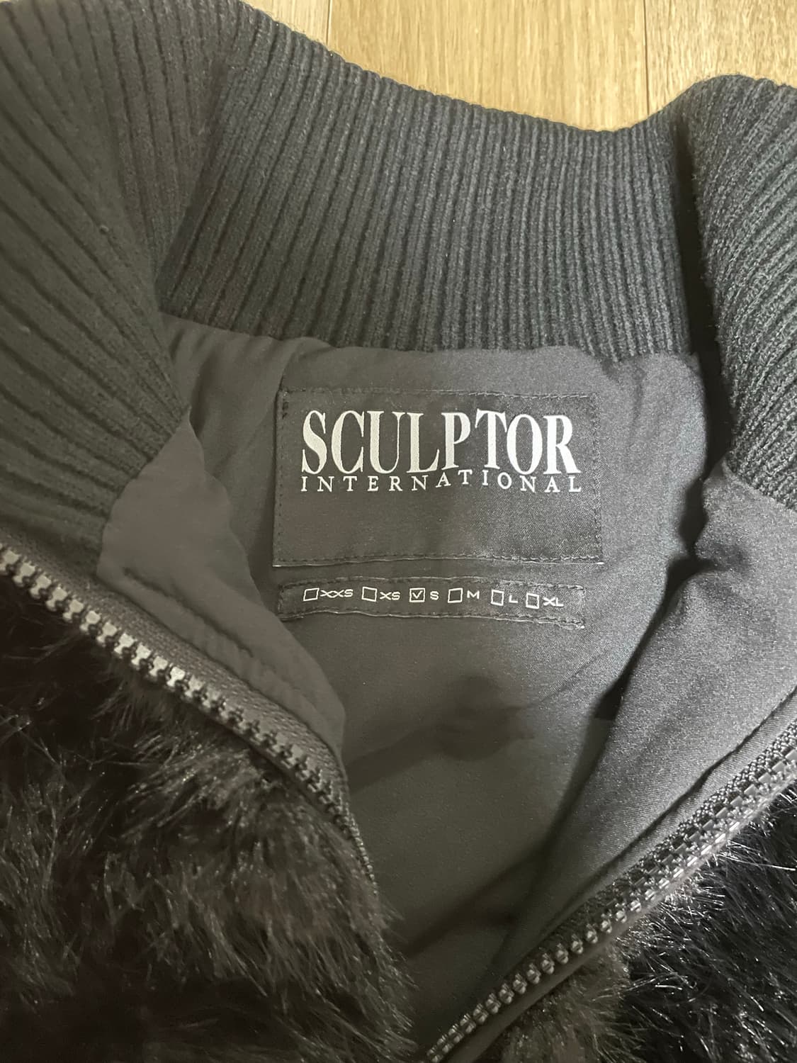 스컬프터 Faux Fur Zip-Up Vest Black S사이즈 상품이미지4