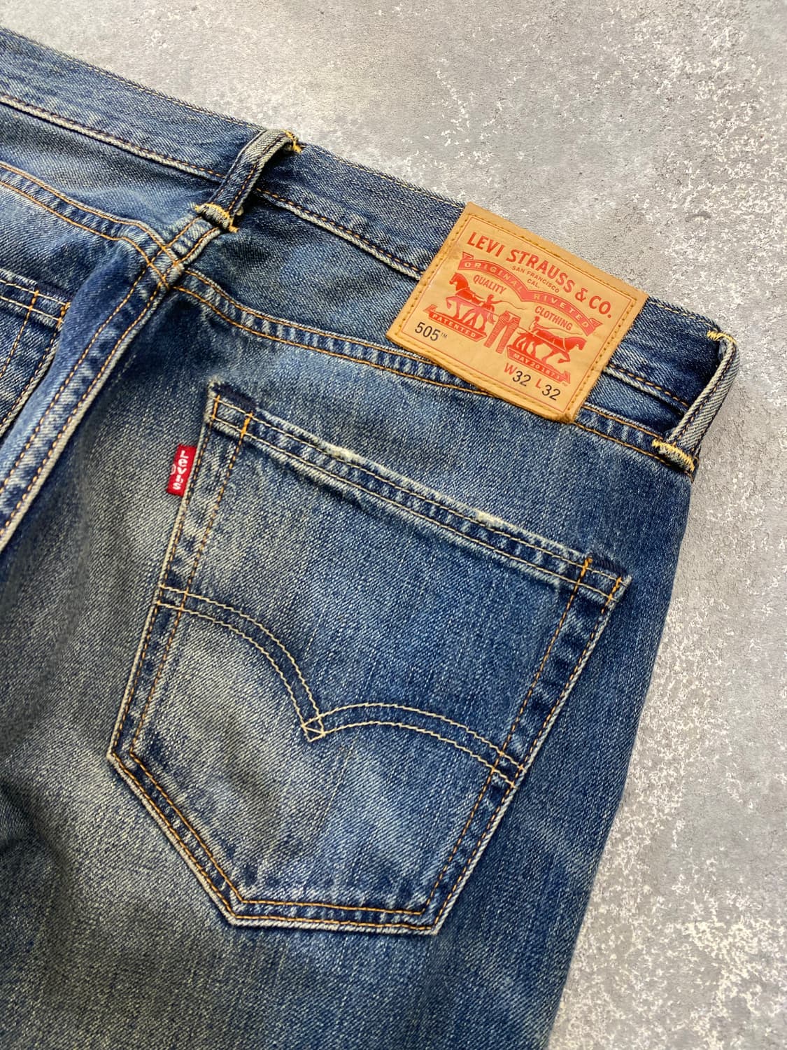 [32] Levi's 505 리바이스 레귤러 핏 데님팬츠 상품이미지7