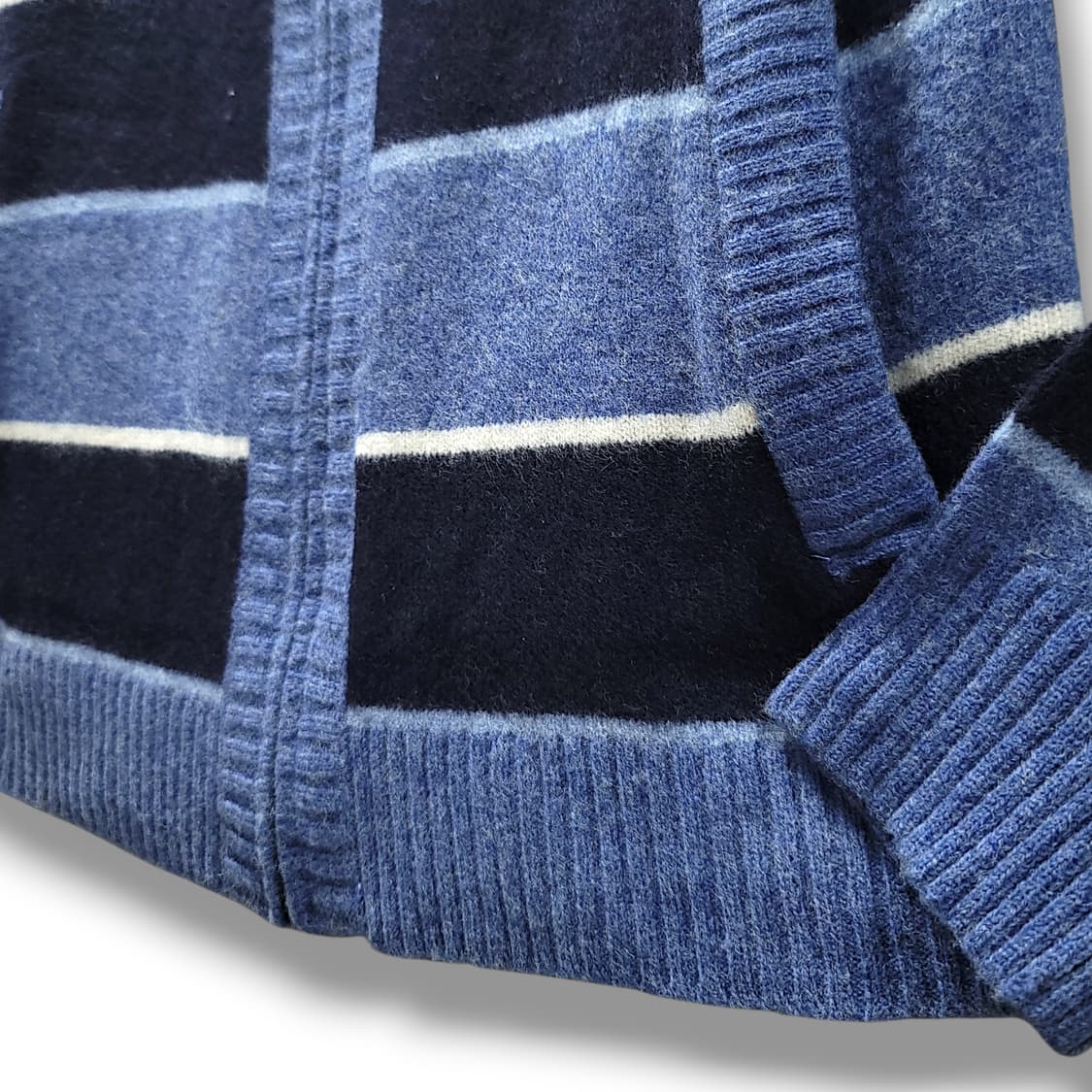 [95] 헤지스 블랙&블루 스트라이프 울 집업 가디건 상품이미지7