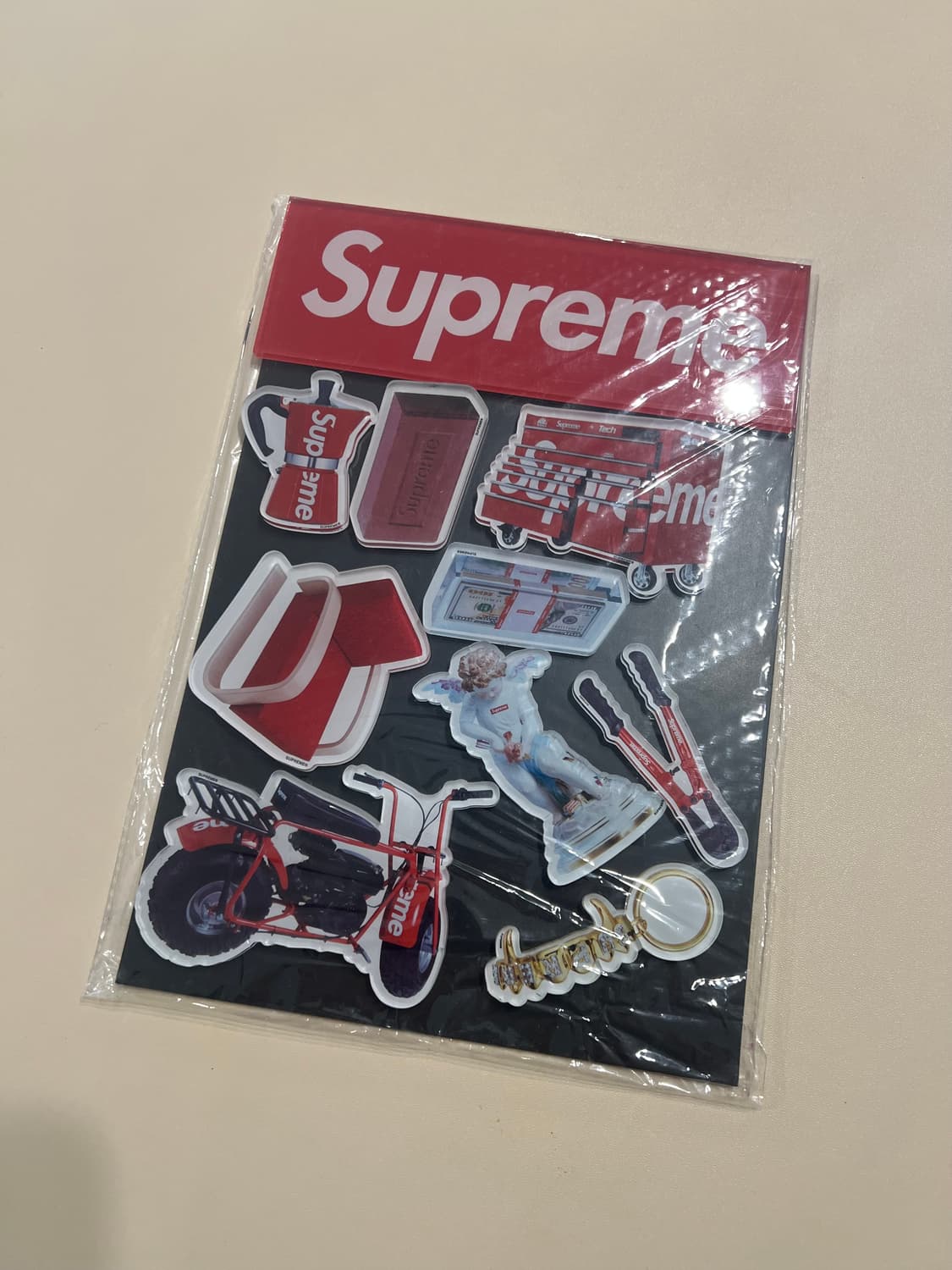 슈프림 2022SS 자석 세트 상품이미지1