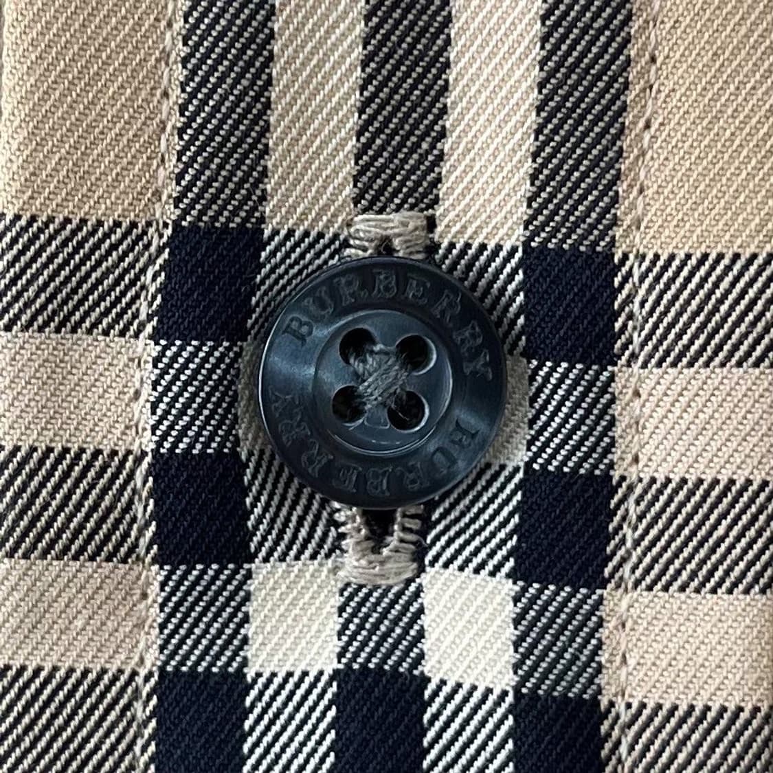 버버리 오리지널 기마 로고 베이지 노바 체크 셔츠 상품이미지8