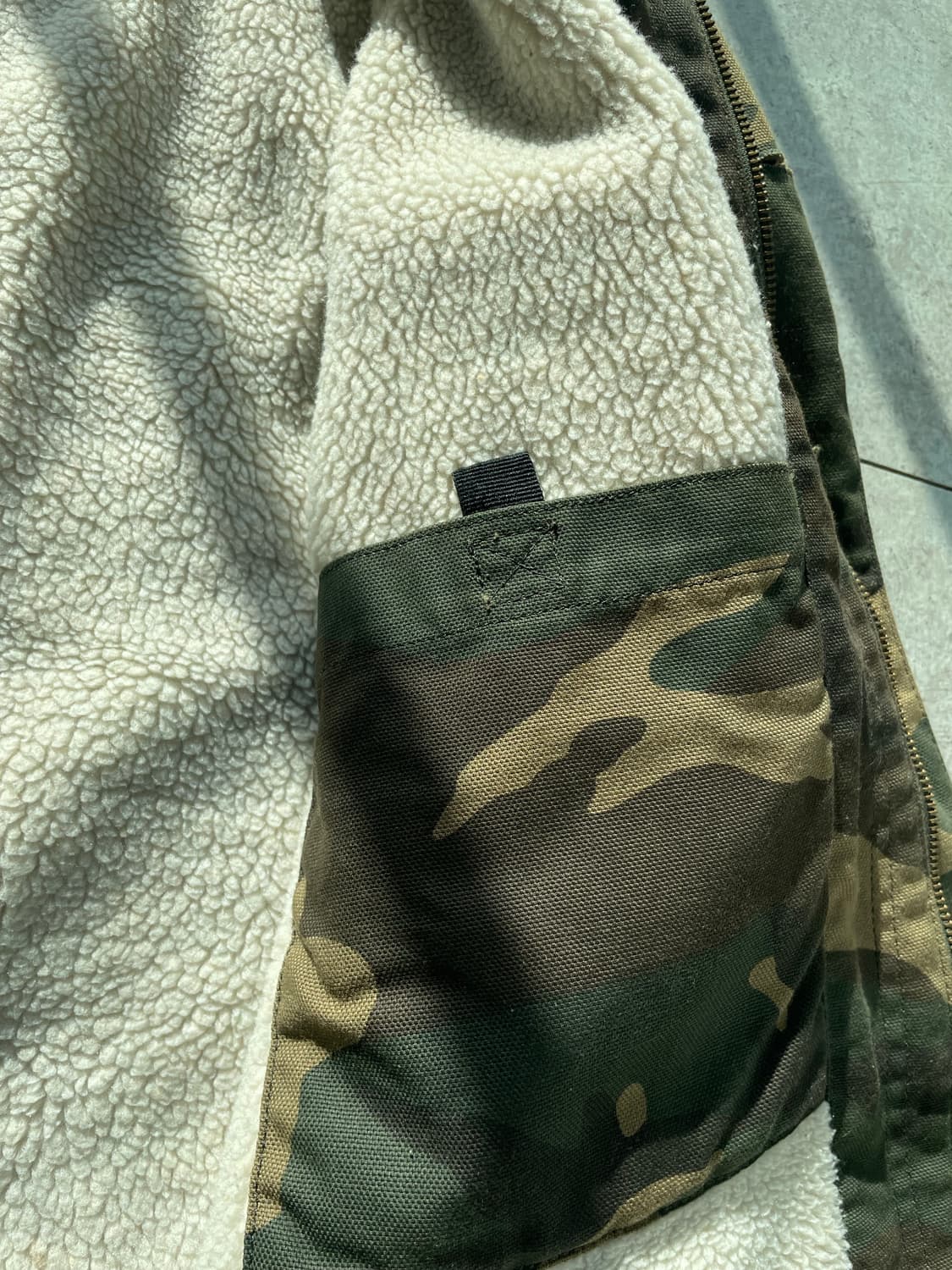 칼하트 카모플라쥬 워크자켓 상품이미지7