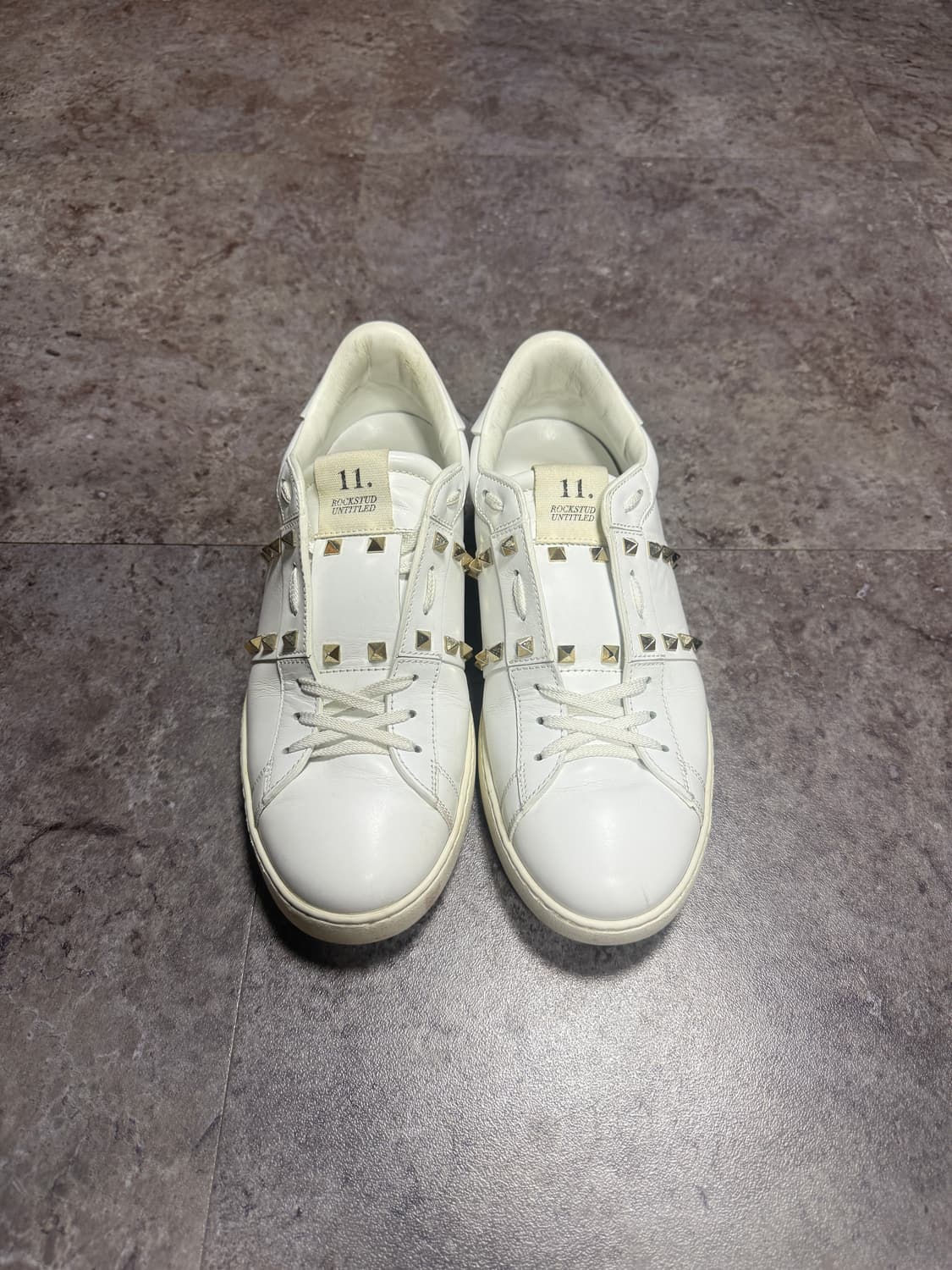 발렌티노 락스터드 스니커즈 43 상품이미지2