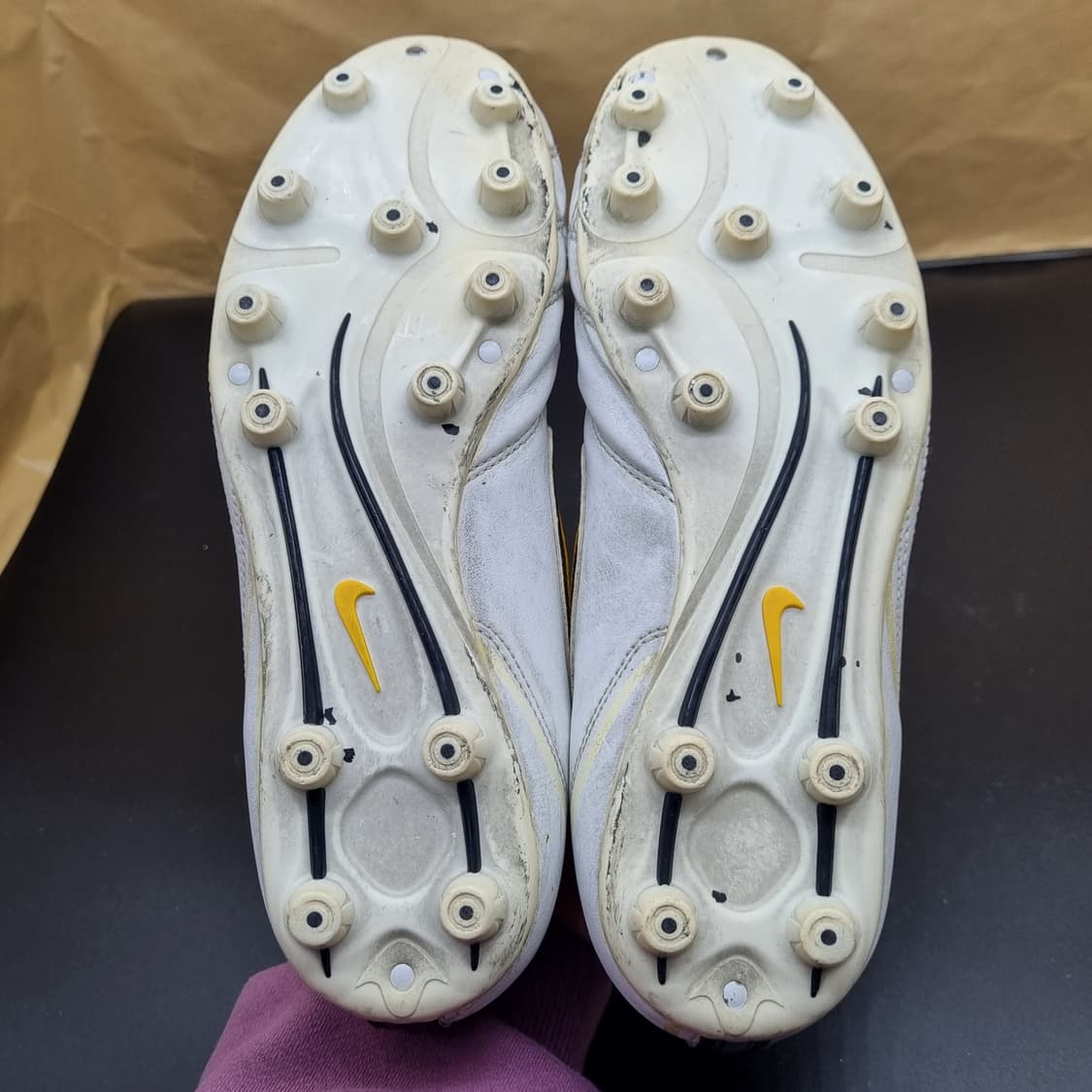 나이키 티엠포 미스틱3 축구화 265 상품이미지3