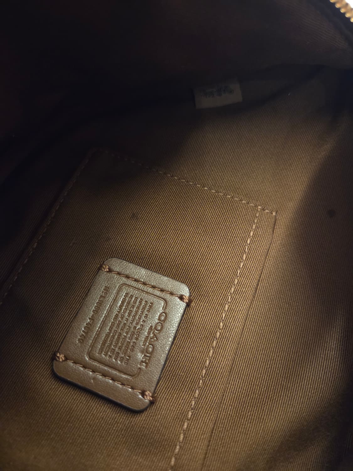 코치가죽힙색 상품이미지4