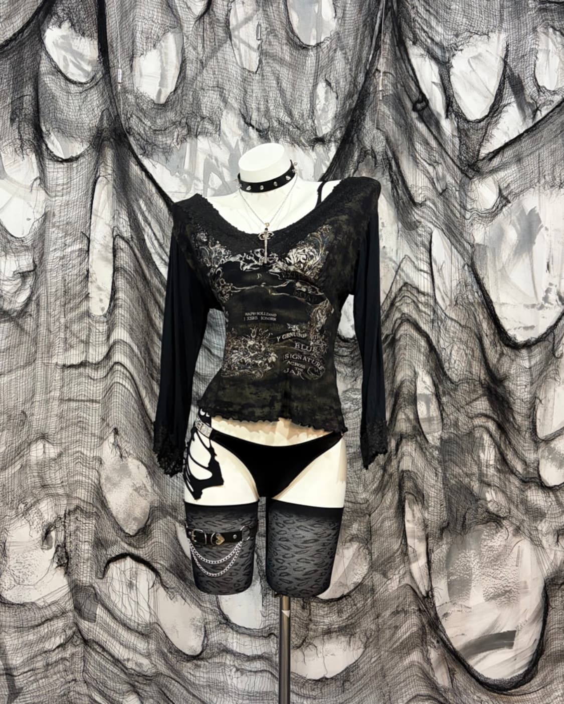 Y2K Punk lace off-shoulder blouse 상품이미지1