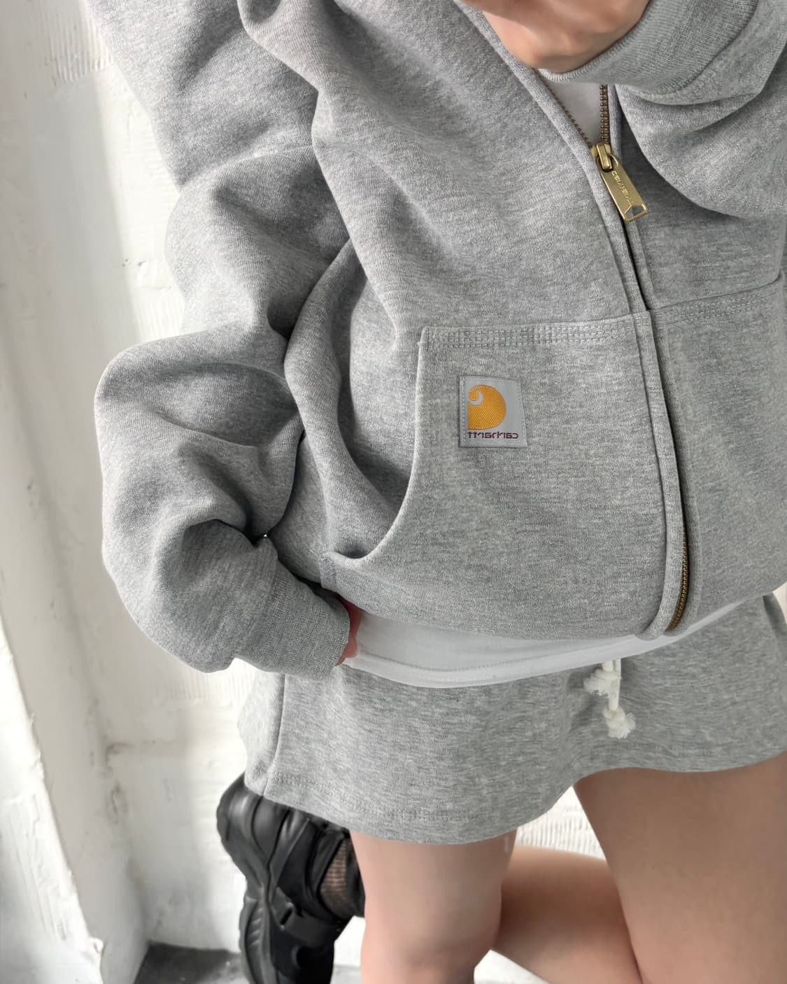 Carhartt 칼하트 그레이컬러 후드집업 상품이미지2