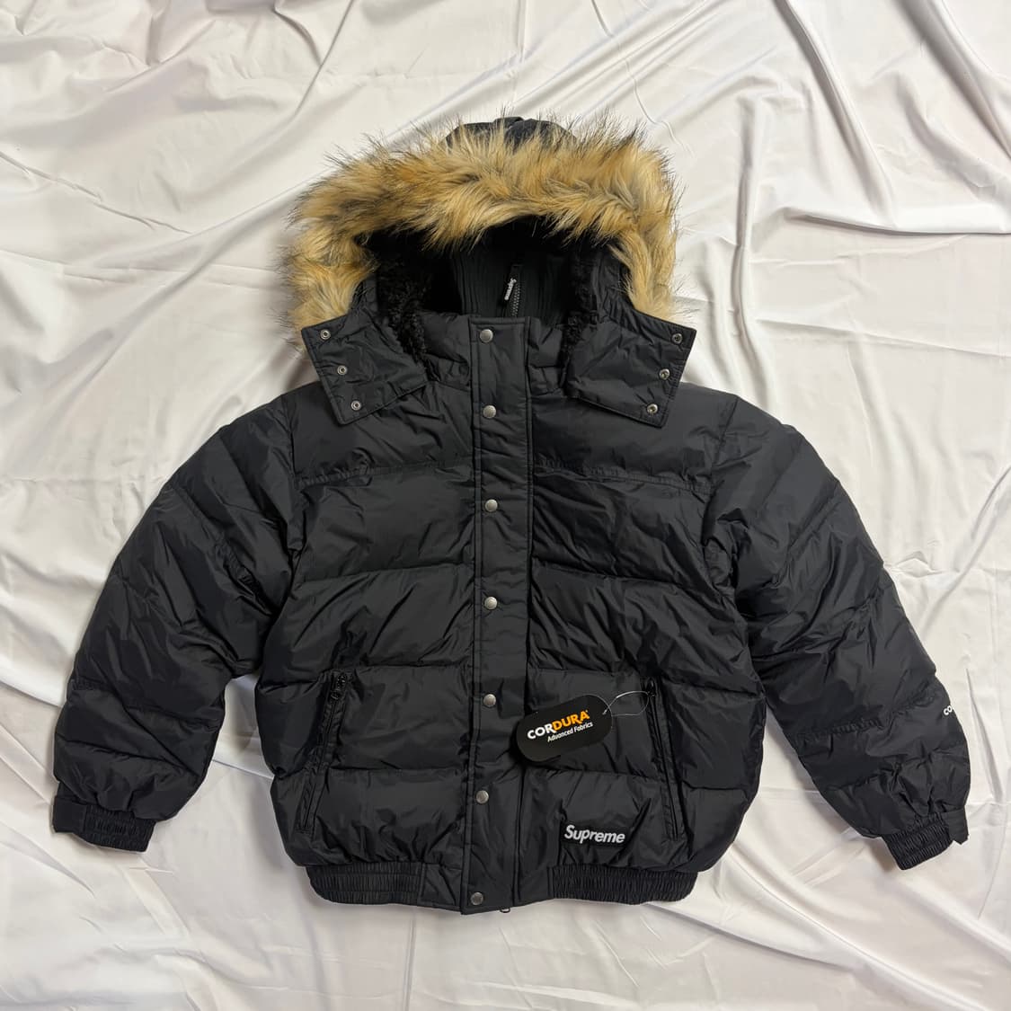 (새상품) [M] 슈프림 페이스마스크 700-필 다운 퍼퍼 자켓 블랙 상품이미지1