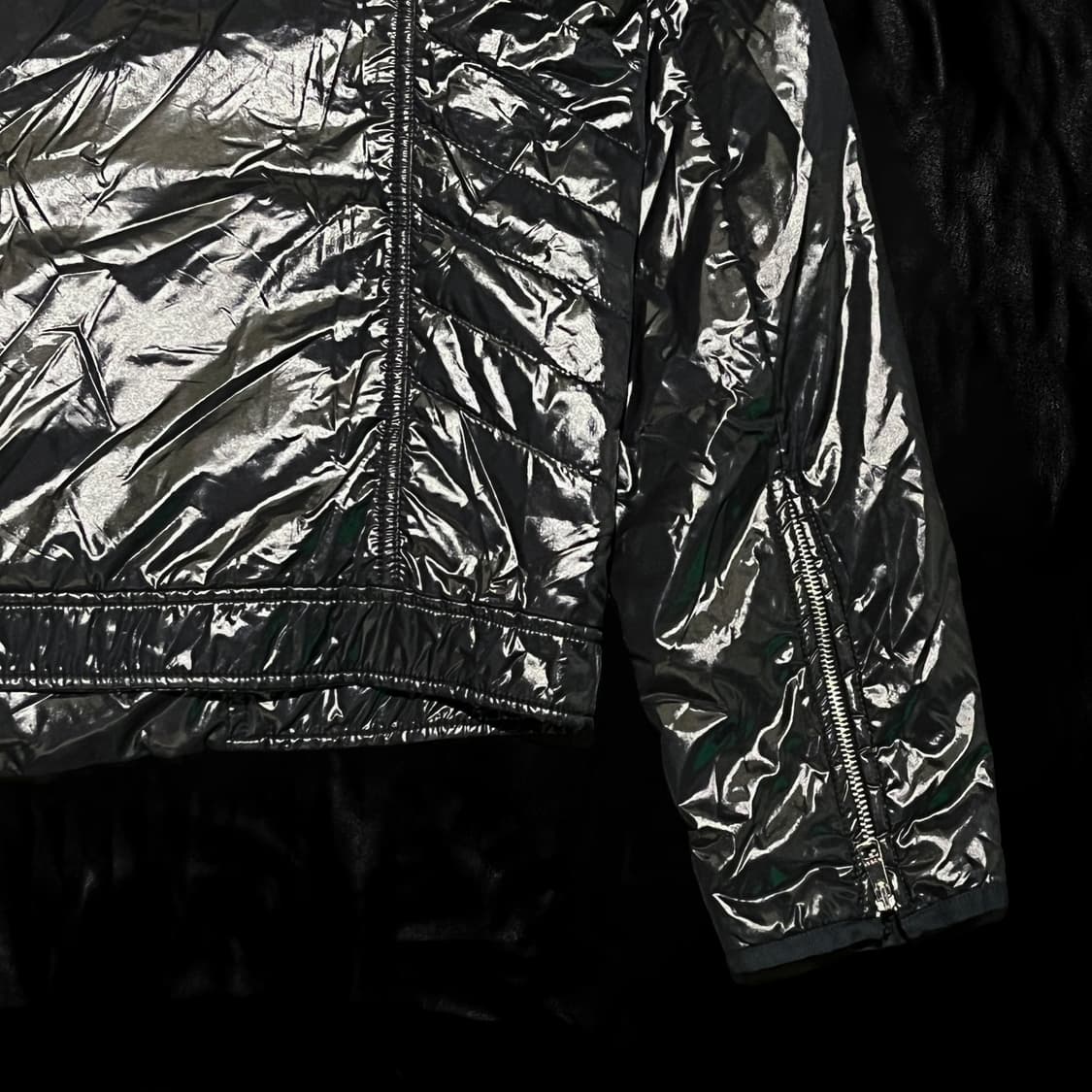 구찌 광택 라이더 패딩 자켓 상품이미지3