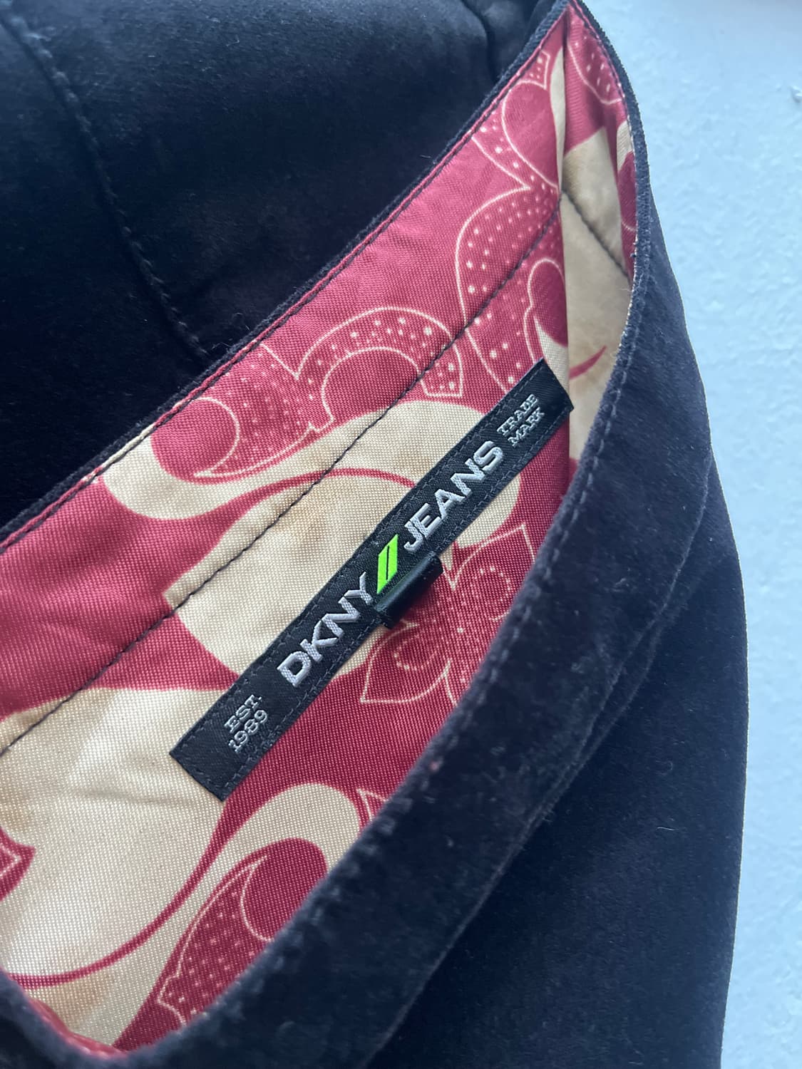 DKNY 벨벳 플리츠 미디 스커트  상품이미지9