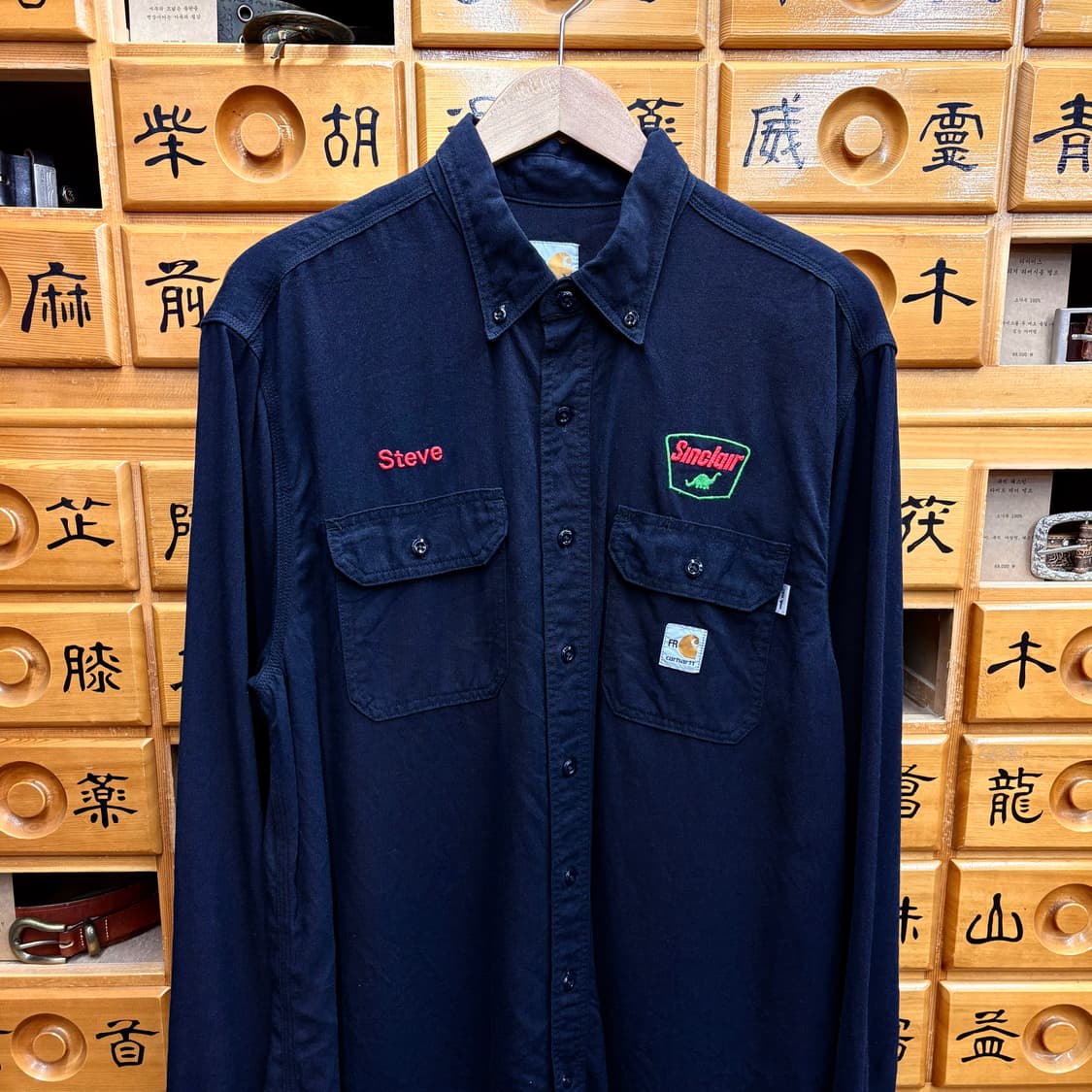 (L) 칼하트 FR 자수 다크 네이비 워크 셔츠 made in USA 상품이미지2