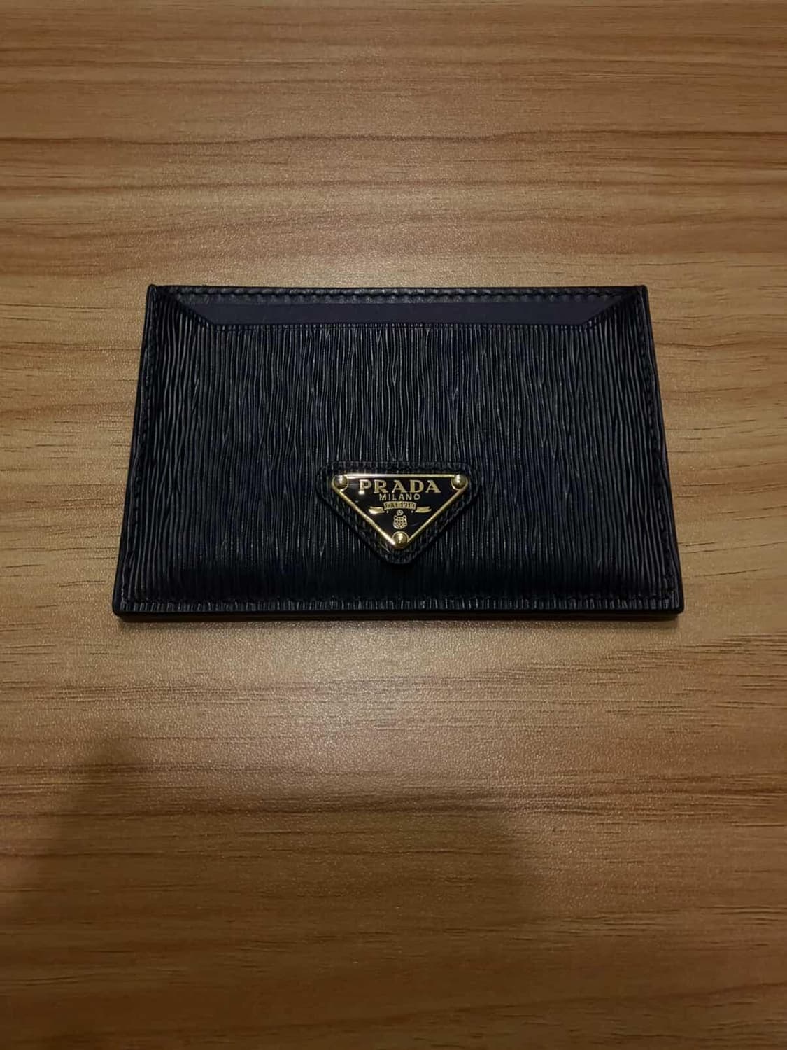 Prada 사피아노 카드지갑 상품이미지1