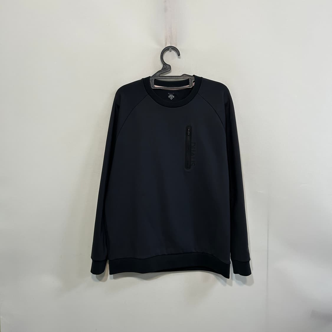 데상트 남성 맨투맨 티셔츠 105 상품이미지1