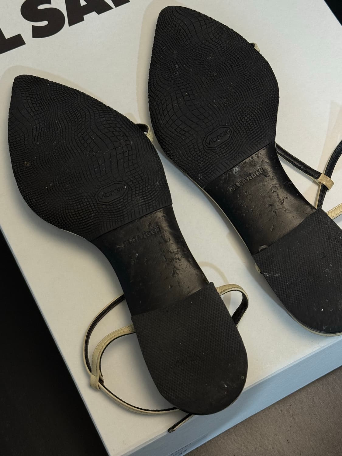 질샌더 JILSANDER 케이지샌들 상품이미지2