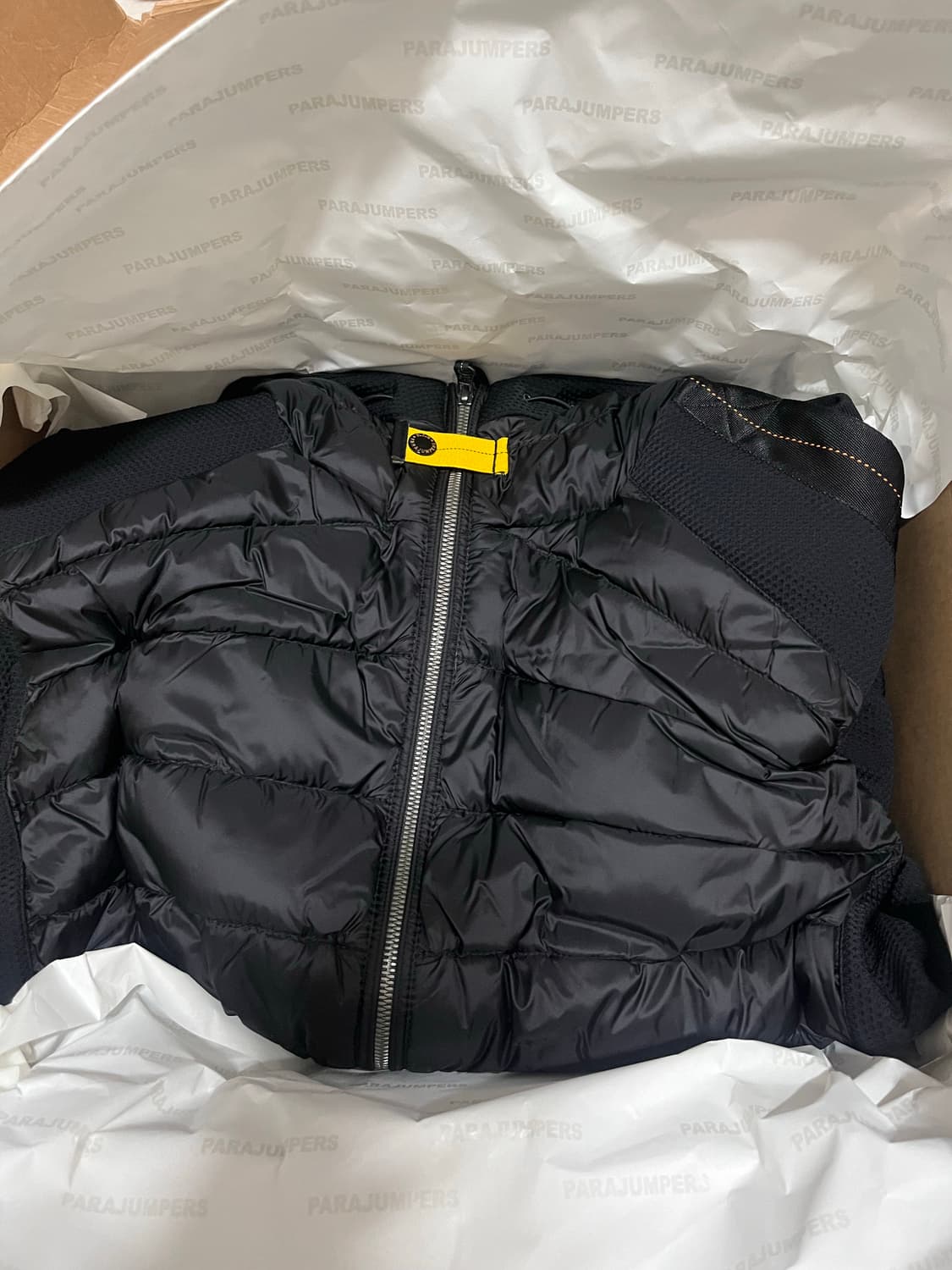 [미사용 새상품 풀구성]파라점퍼스 벅 경량패딩 25FW 상품이미지3