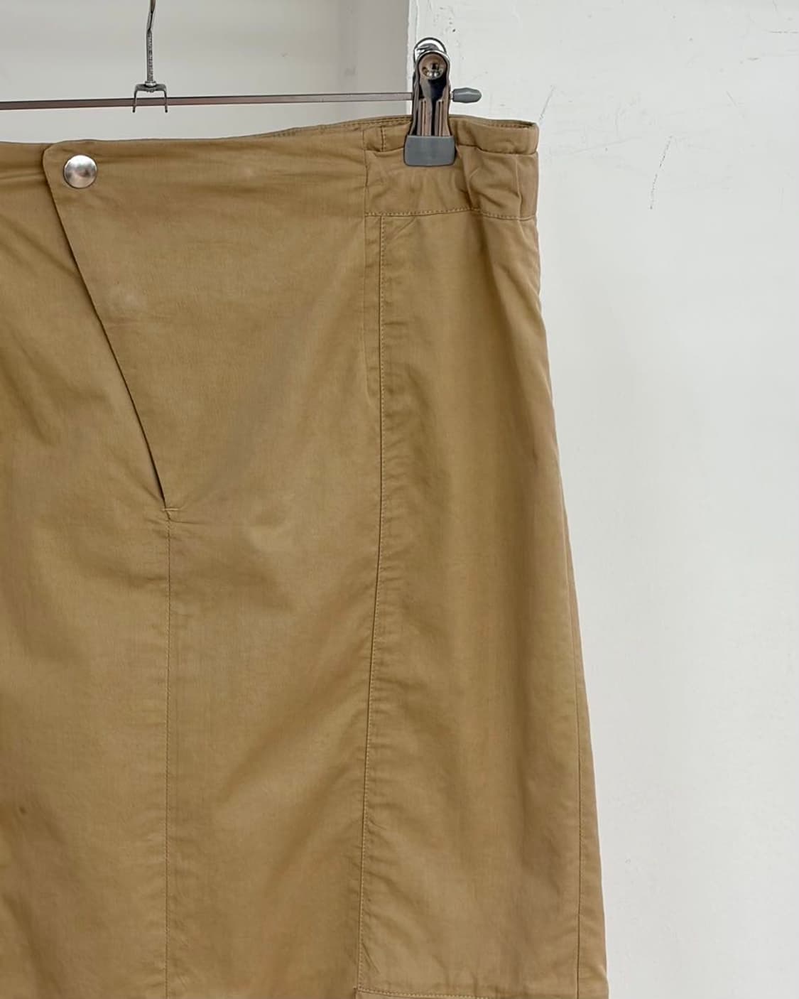 마르니 베이지 비대칭 랩 미디 스커트  상품이미지3