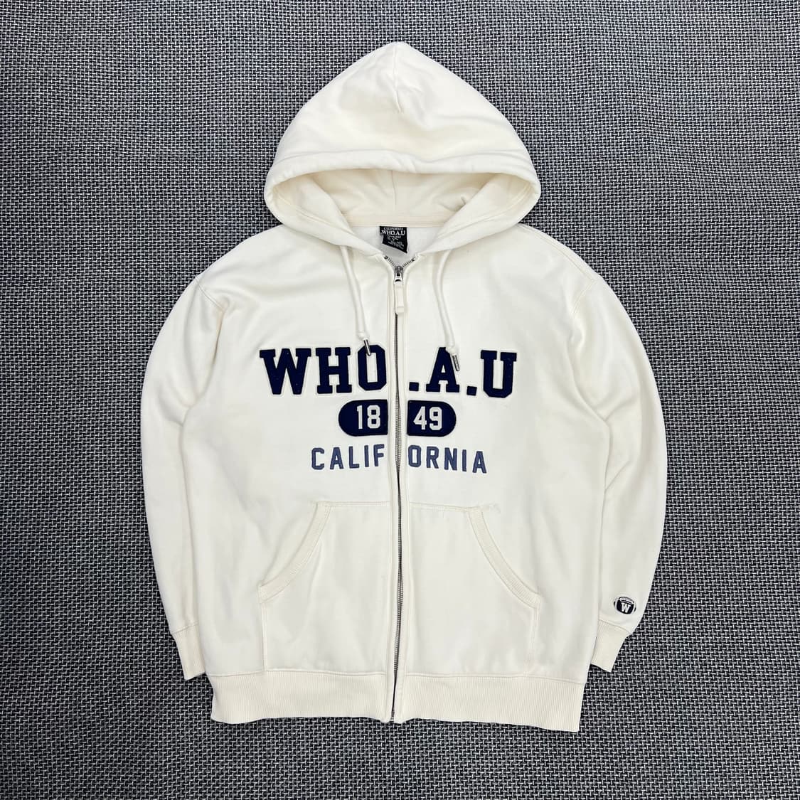 후아유 화이트 후드집업 상품이미지1