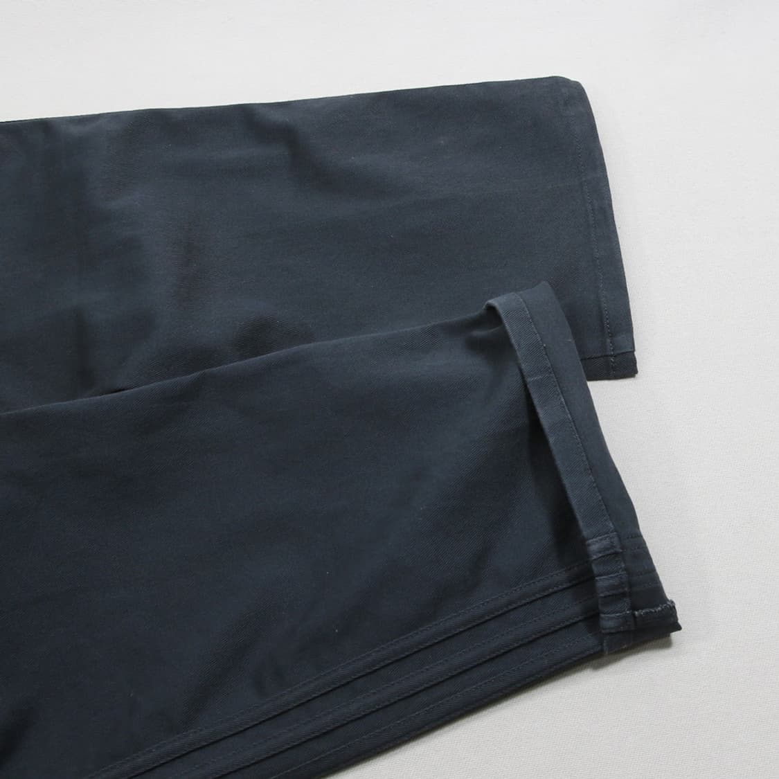 (착용컷) 아디다스 밴딩 치노 팬츠 (남성용 M) 상품이미지10