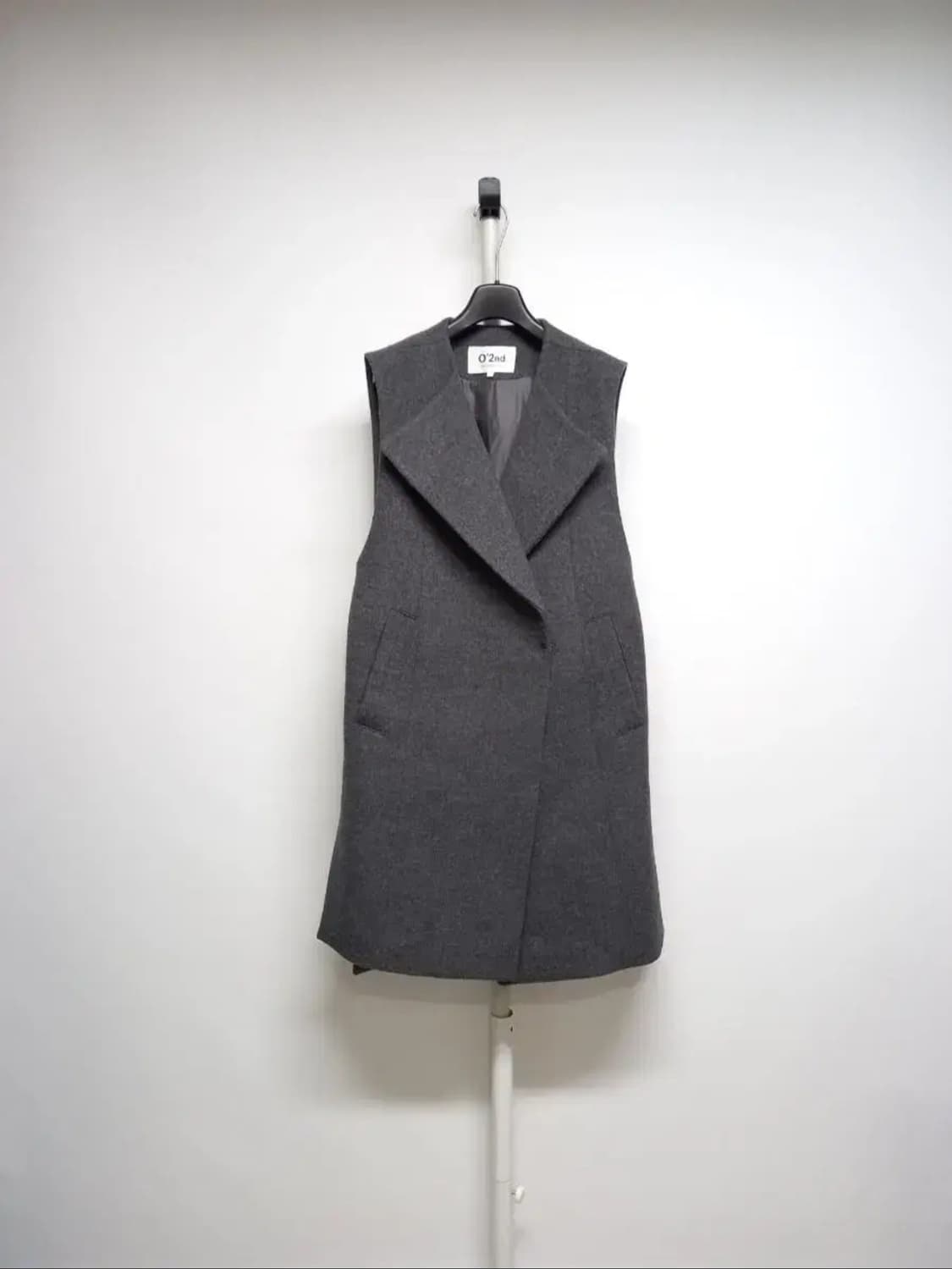 오즈세컨 핸드메이드형 롱 베스트 55.66 상품이미지1