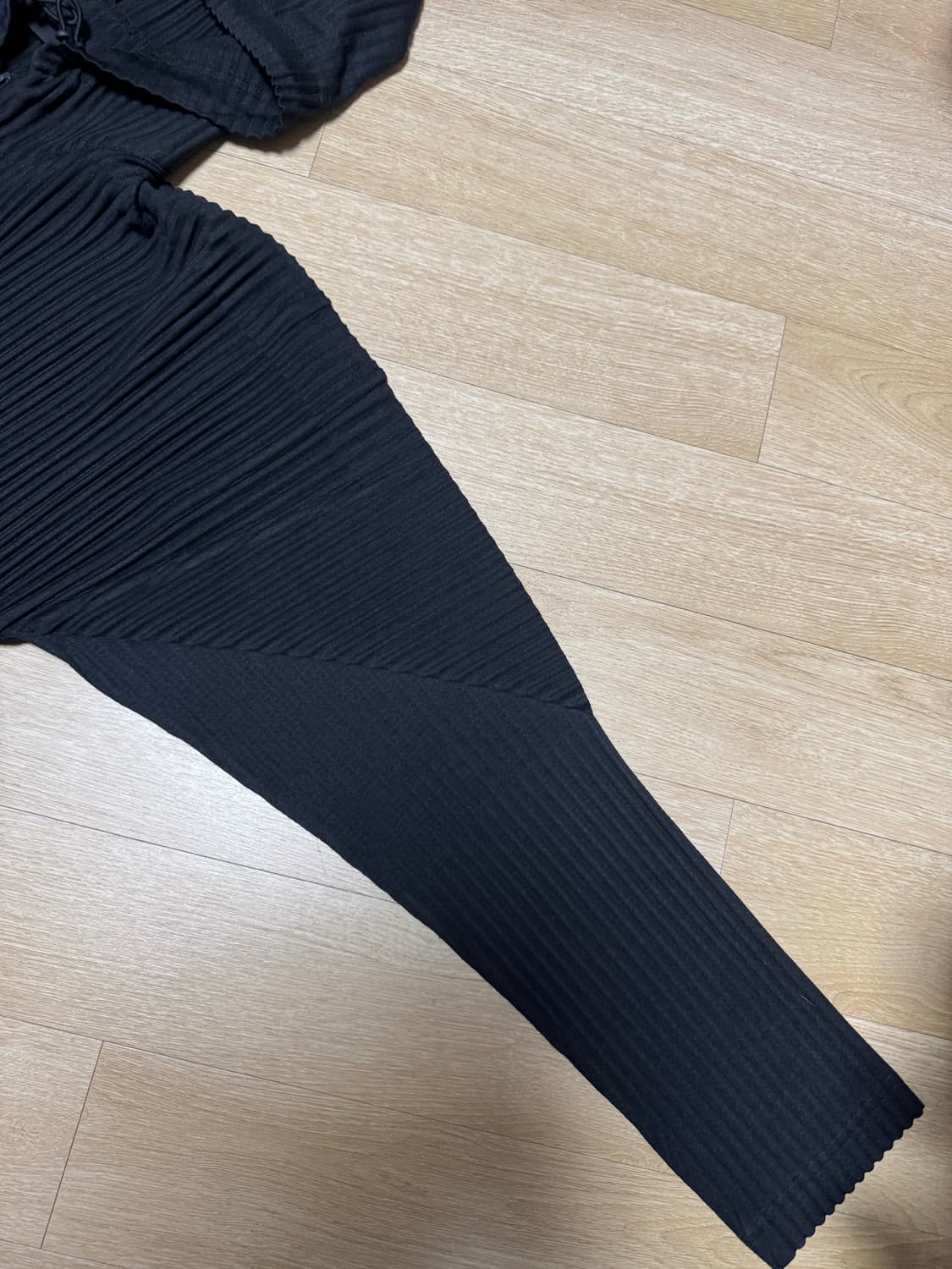 옴므플리세 후드집업 3사이즈 블랙 상품이미지5