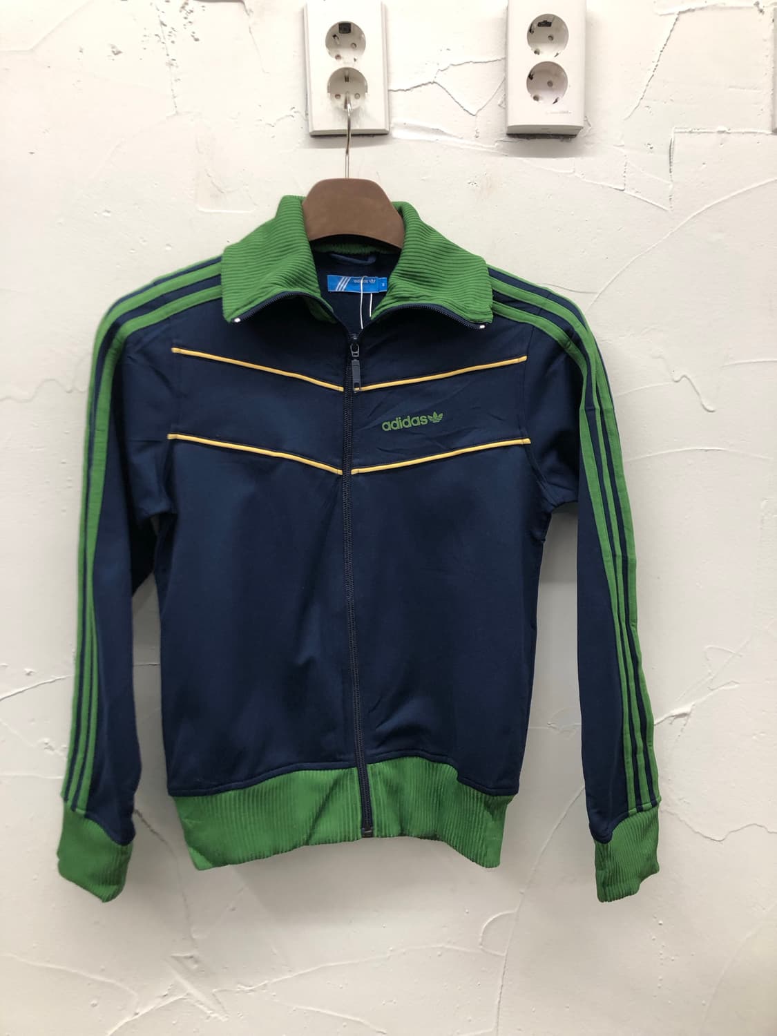 00s 아디다스 트랙 집업 상품이미지1