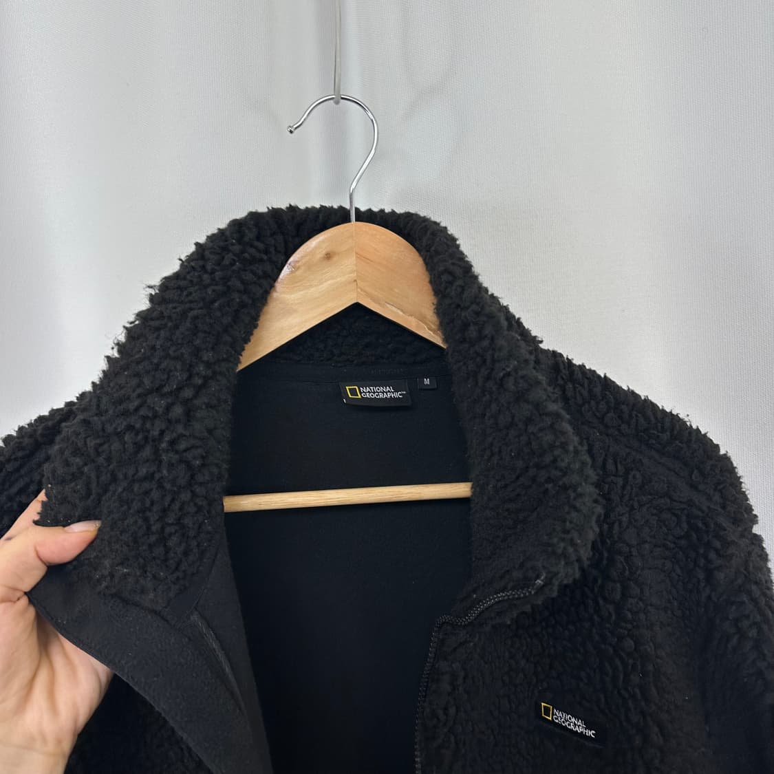 네셔널지오그래픽 남자 뽀글이 도톰자켓 검정 M  EOW 상품이미지5