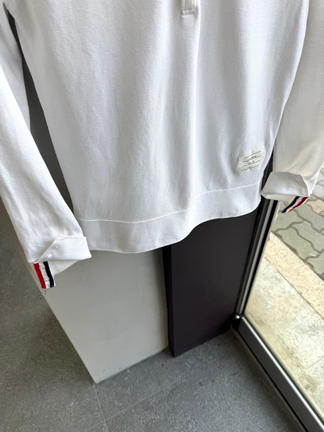 3/ 톰브라운 넥타이클립 이정재 PK긴팔 상품이미지5