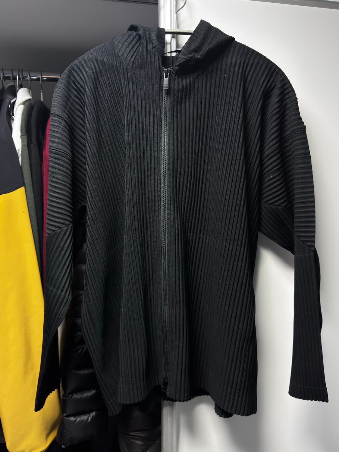 이세미야케 옴므플리세 하이넥 후드집업 블랙 2 상품이미지2