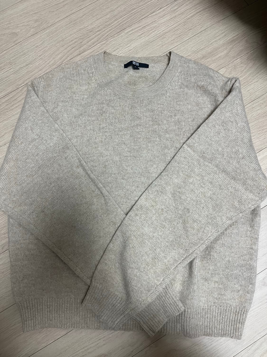 유니클로 니트 상품이미지1