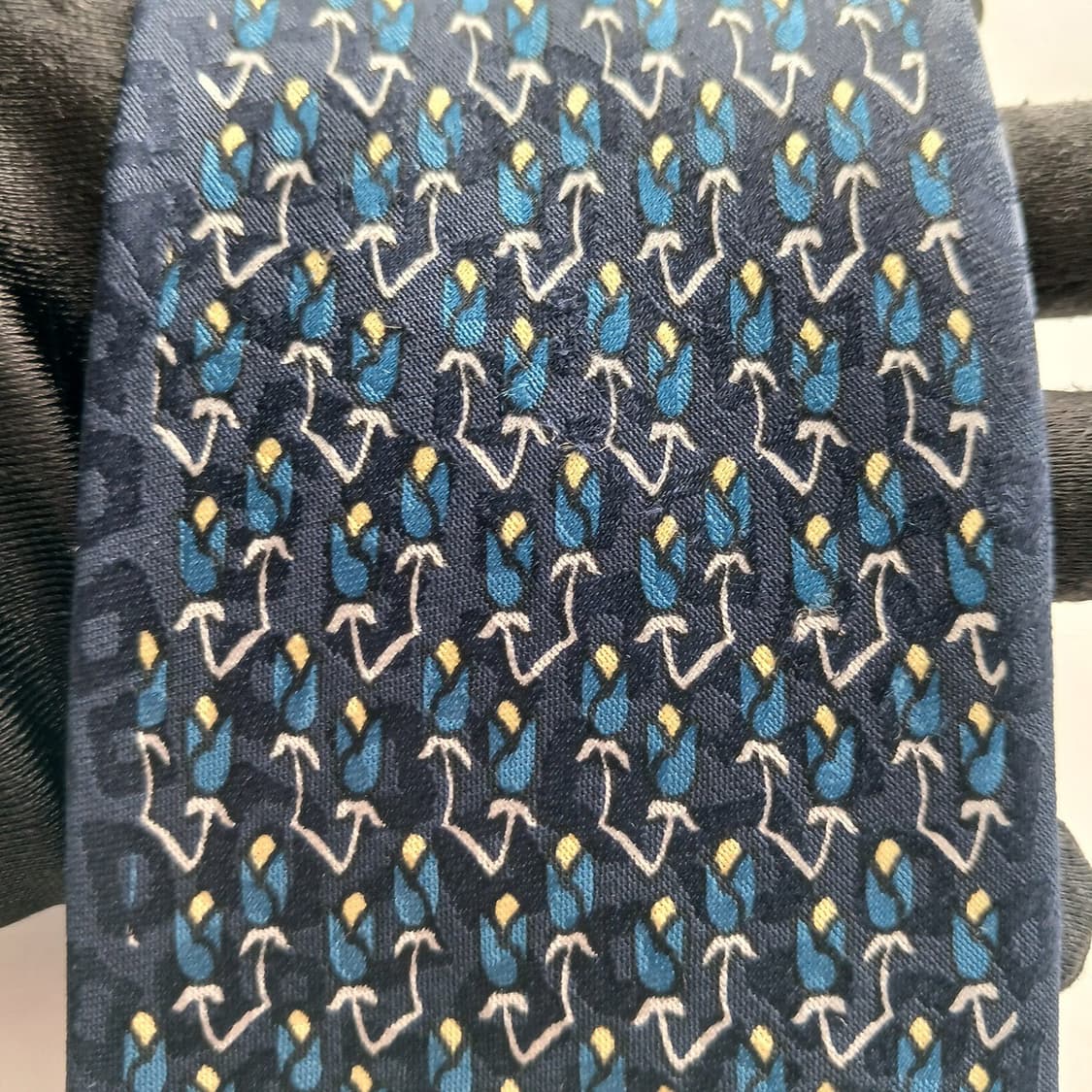 밀라숀 실크 네이비 앵커 패턴 넥타이 8.8cm A+등급 A18560
 상품이미지6