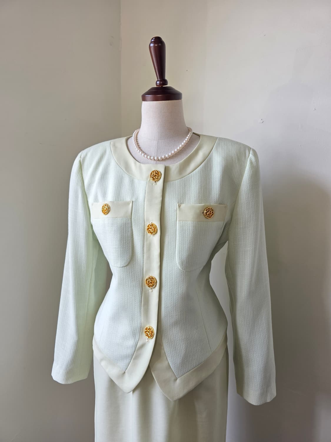 라이트 그린 금장 버튼 셋업 상품이미지3