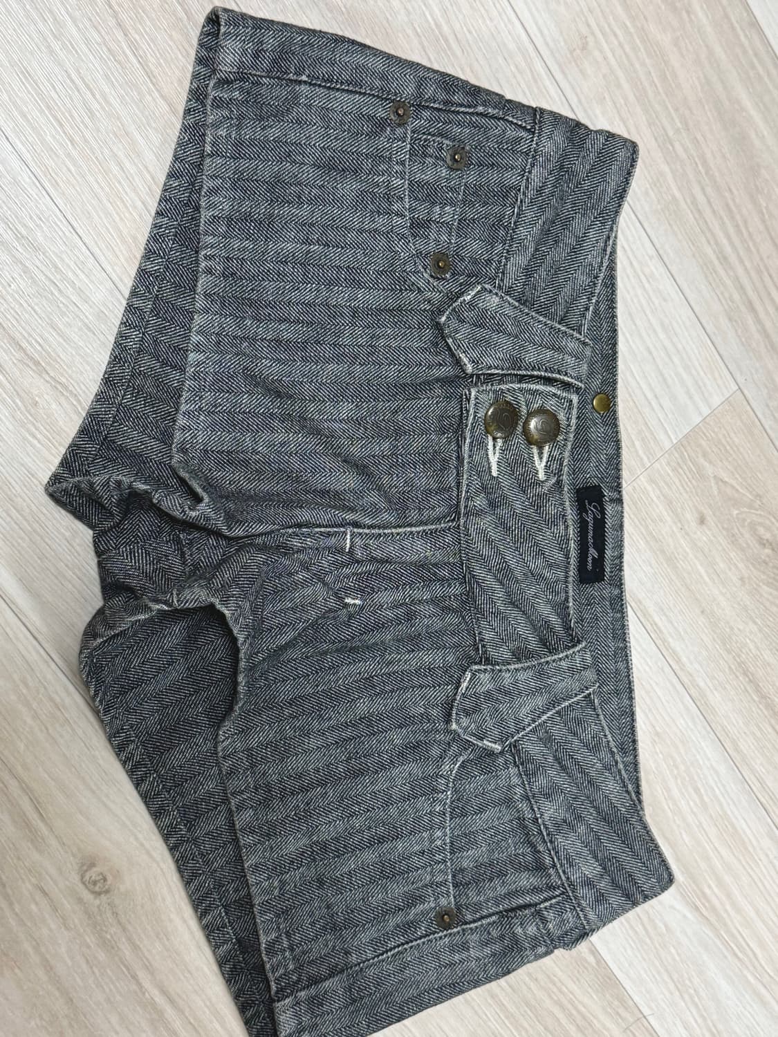 2000s 스트라이프 버튼 쇼츠 상품이미지3