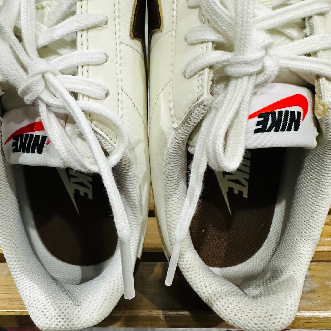 245) 나이키 운동화 여성 여자 신발 코르테즈 화이트/다크브라운 상품이미지8