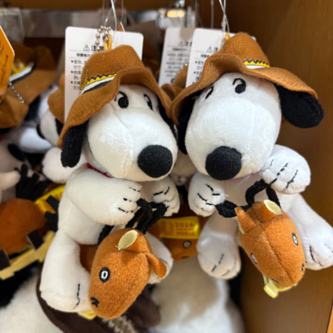 일본 피넛츠 26년 말의 해 스누피 snoopy 마스코트 키링 상품이미지6