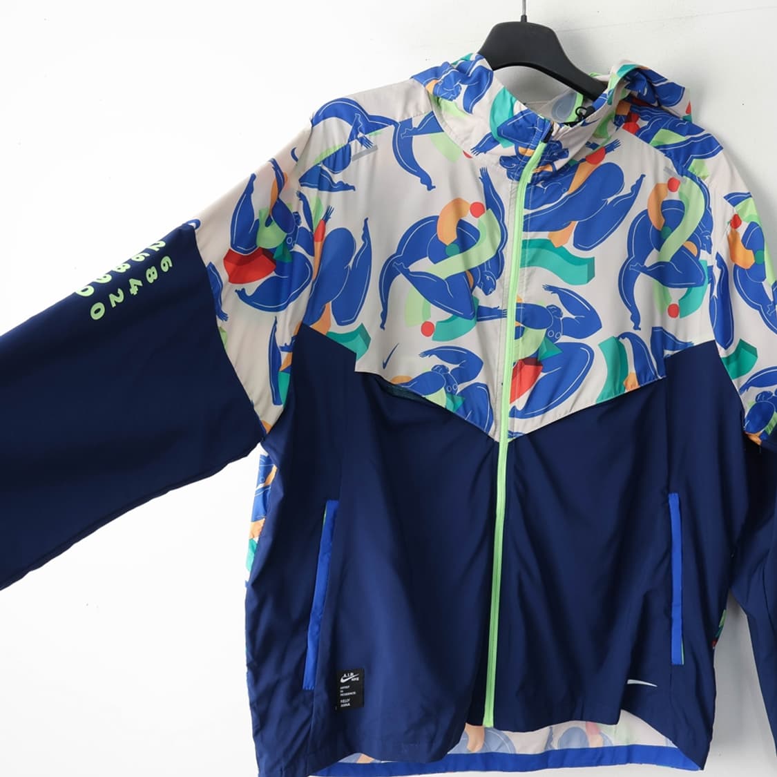 105/나이키X켈리아나 조인트리사인드 런닝자켓 상품이미지4