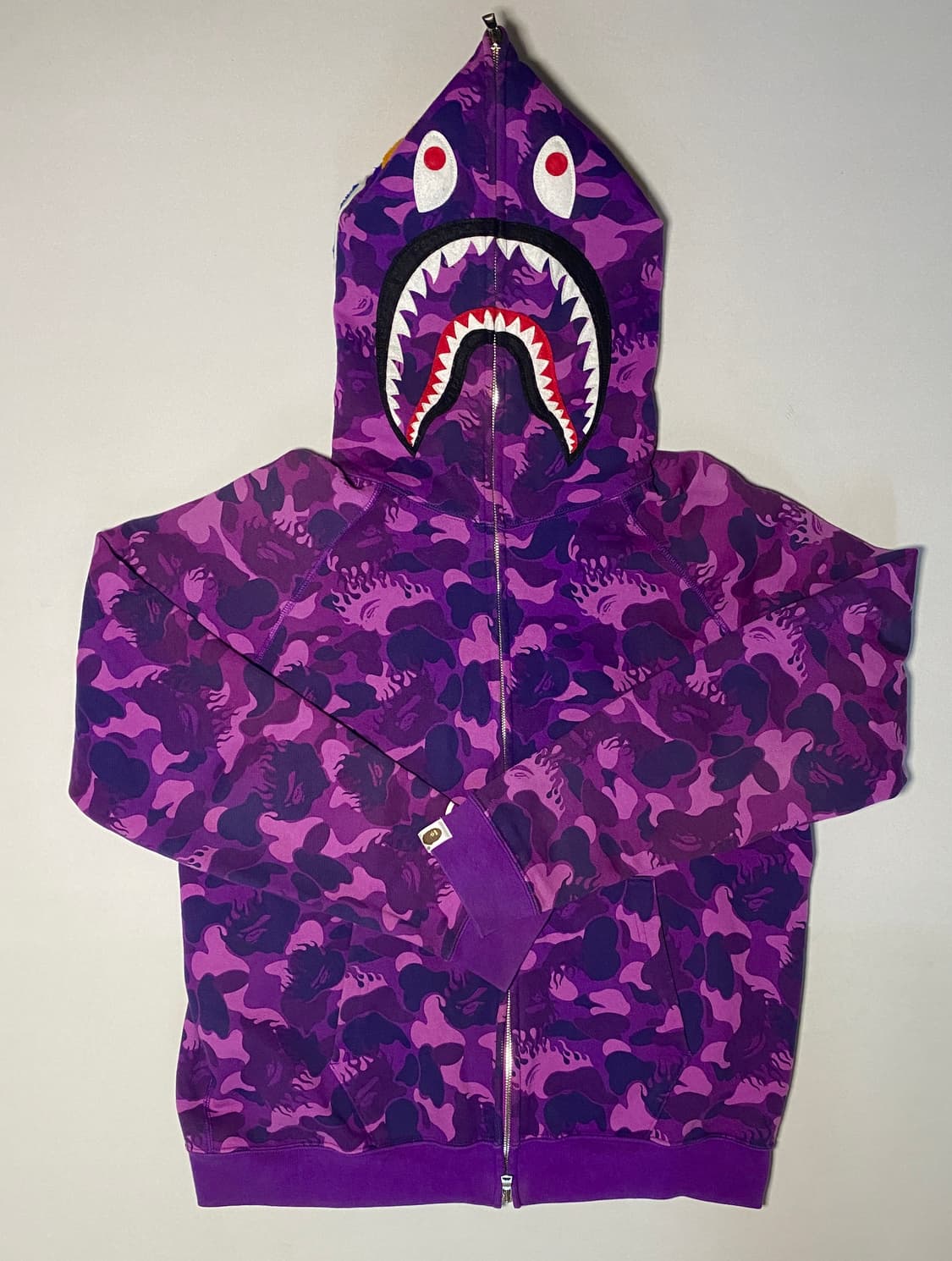 og bape 불꽃카모패턴 퍼플 샤크후드 상품이미지1